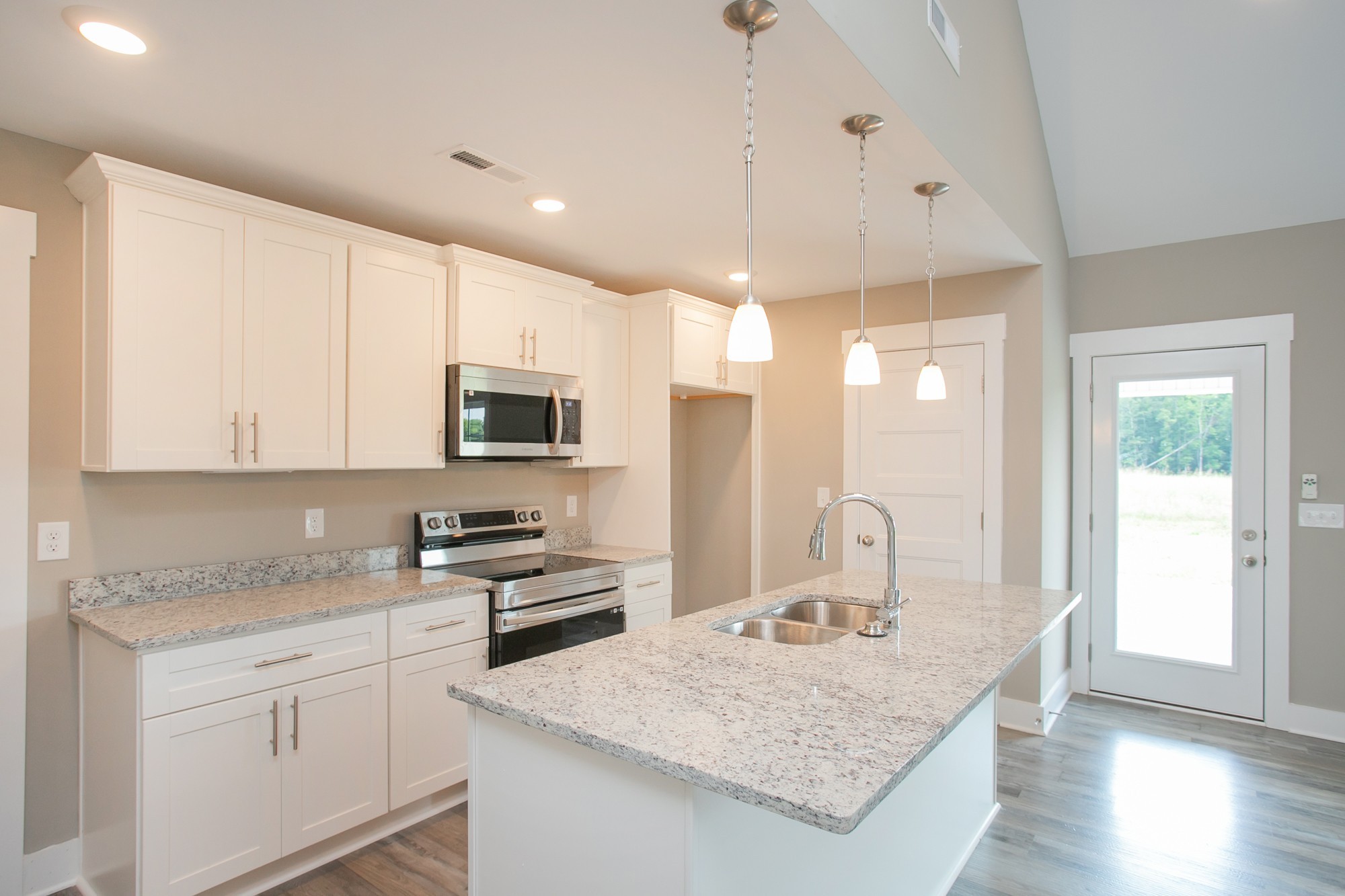130 Brooklyn Avenue Property Photo 16
