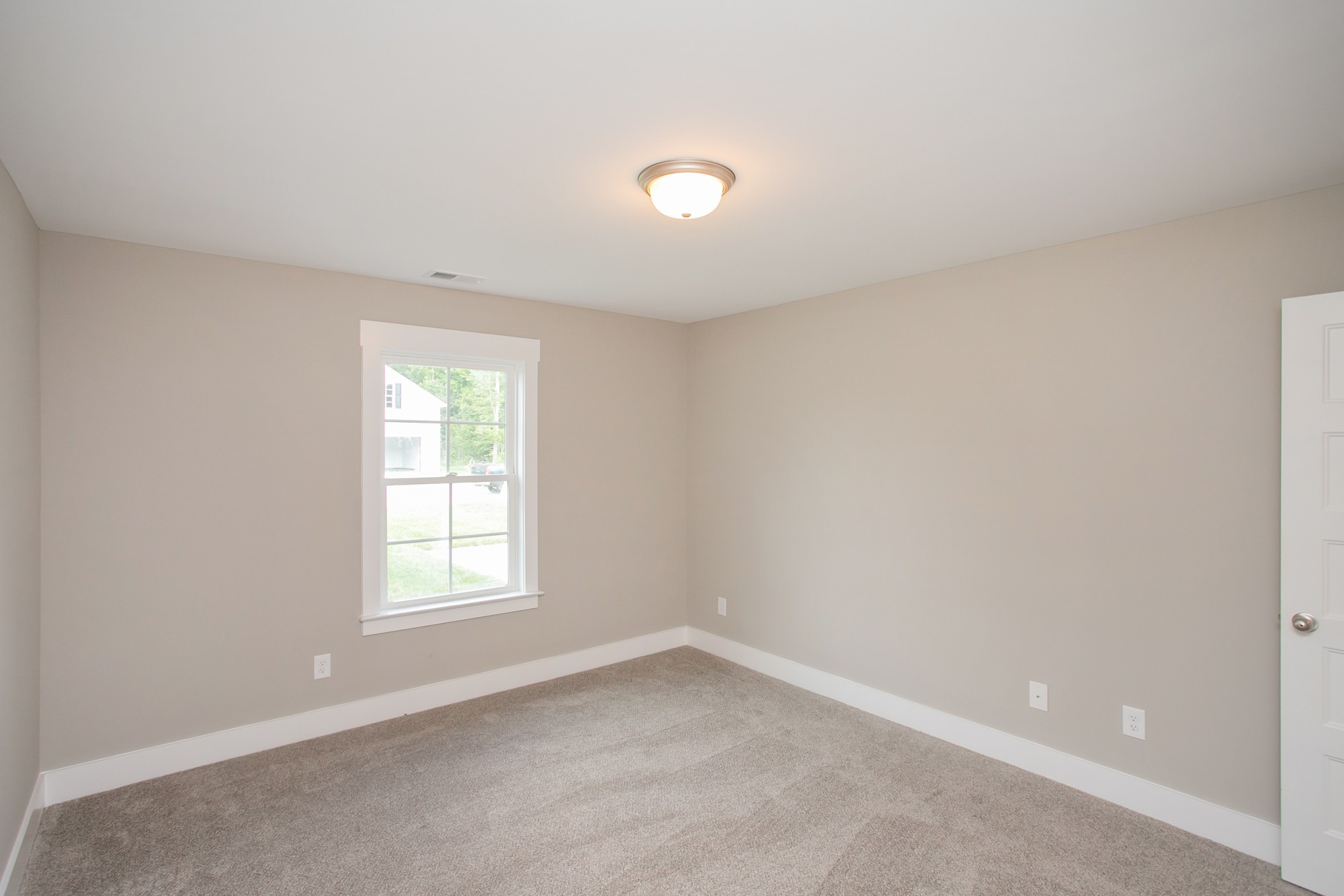 130 Brooklyn Avenue Property Photo 33