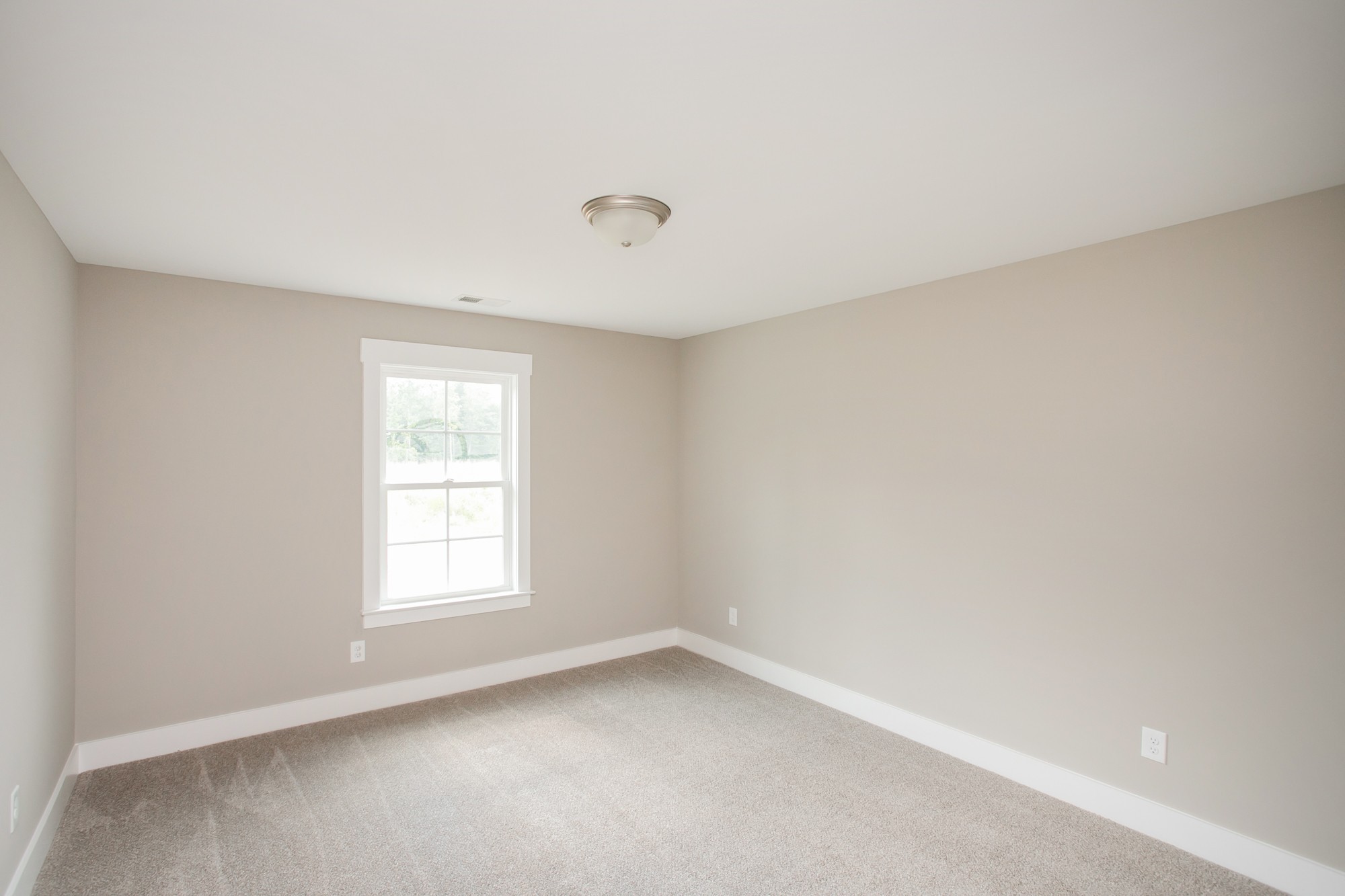 130 Brooklyn Avenue Property Photo 34