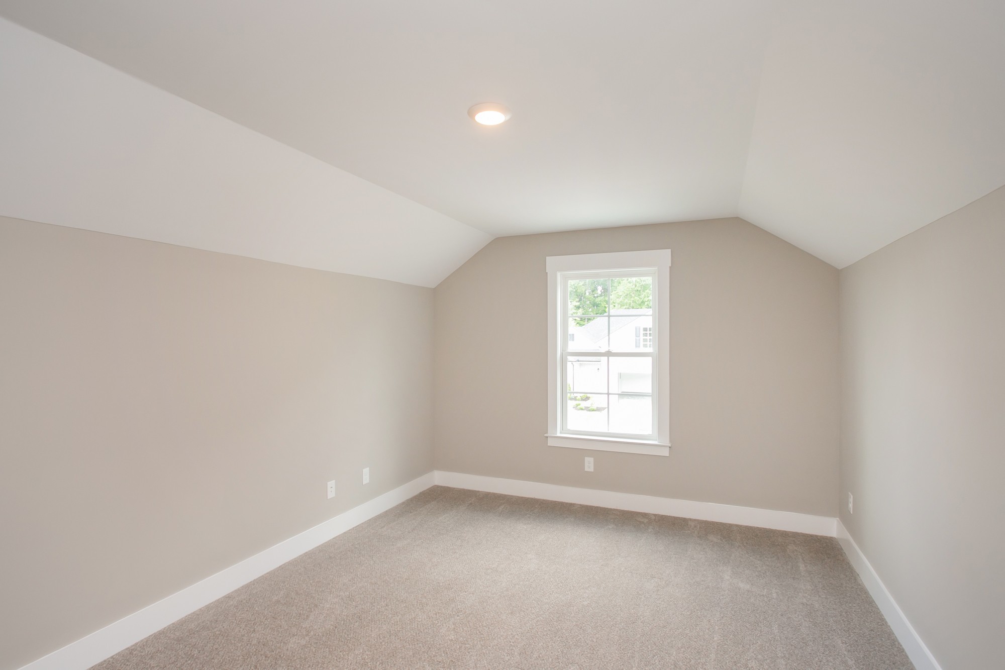 130 Brooklyn Avenue Property Photo 39