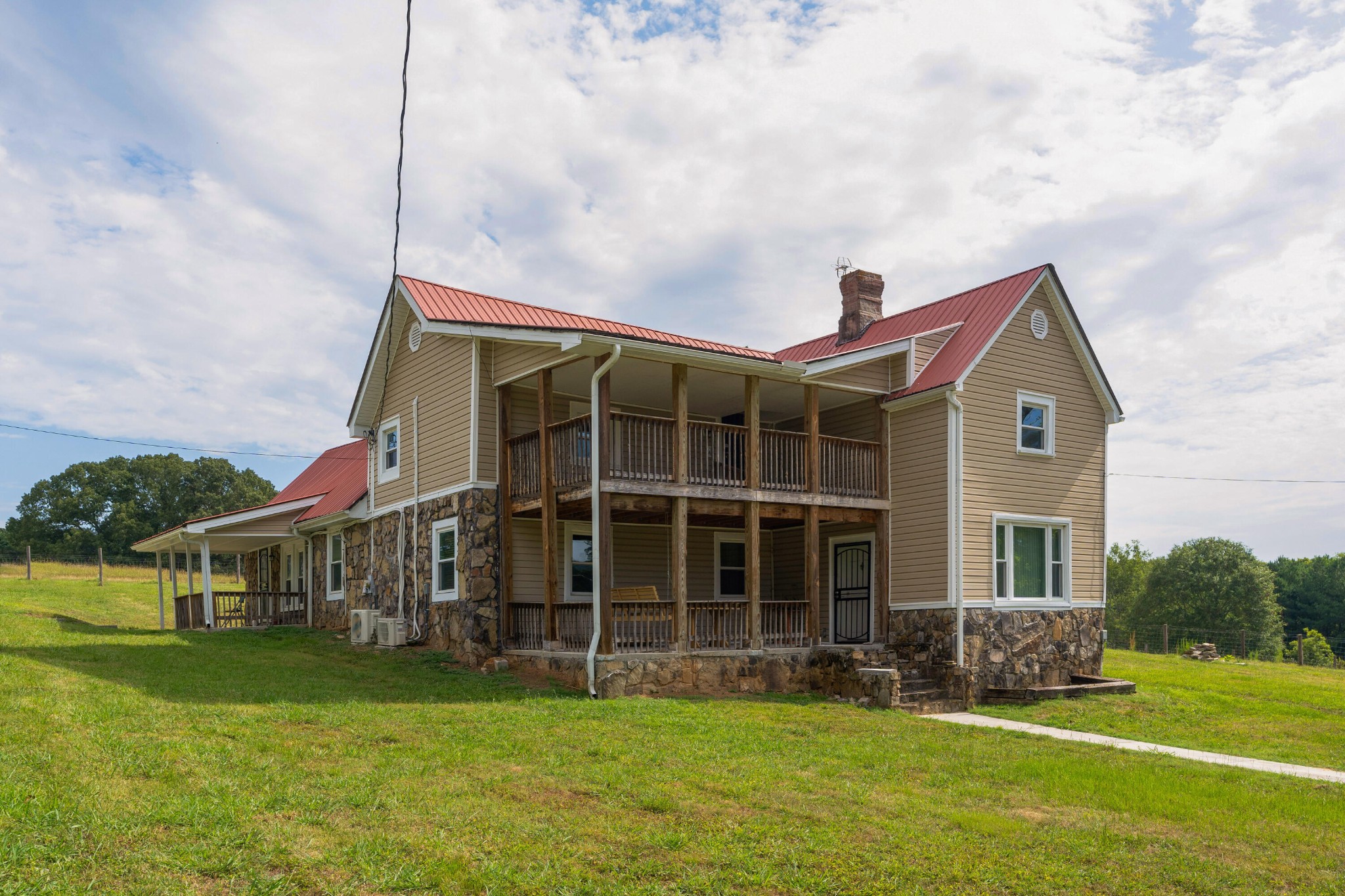 930 Kensington Road Property Photo
