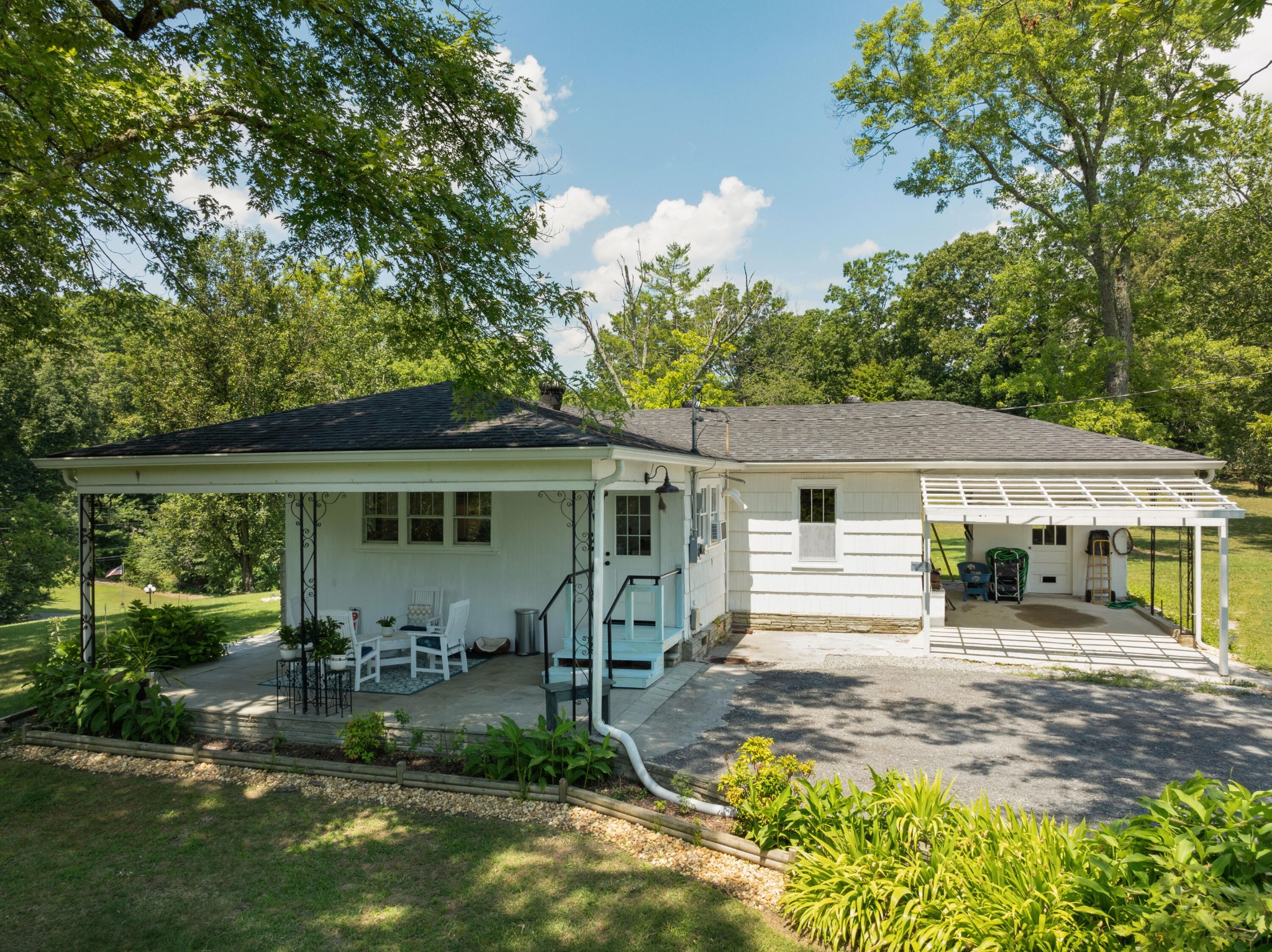 919 John Burch Road Property Photo 30