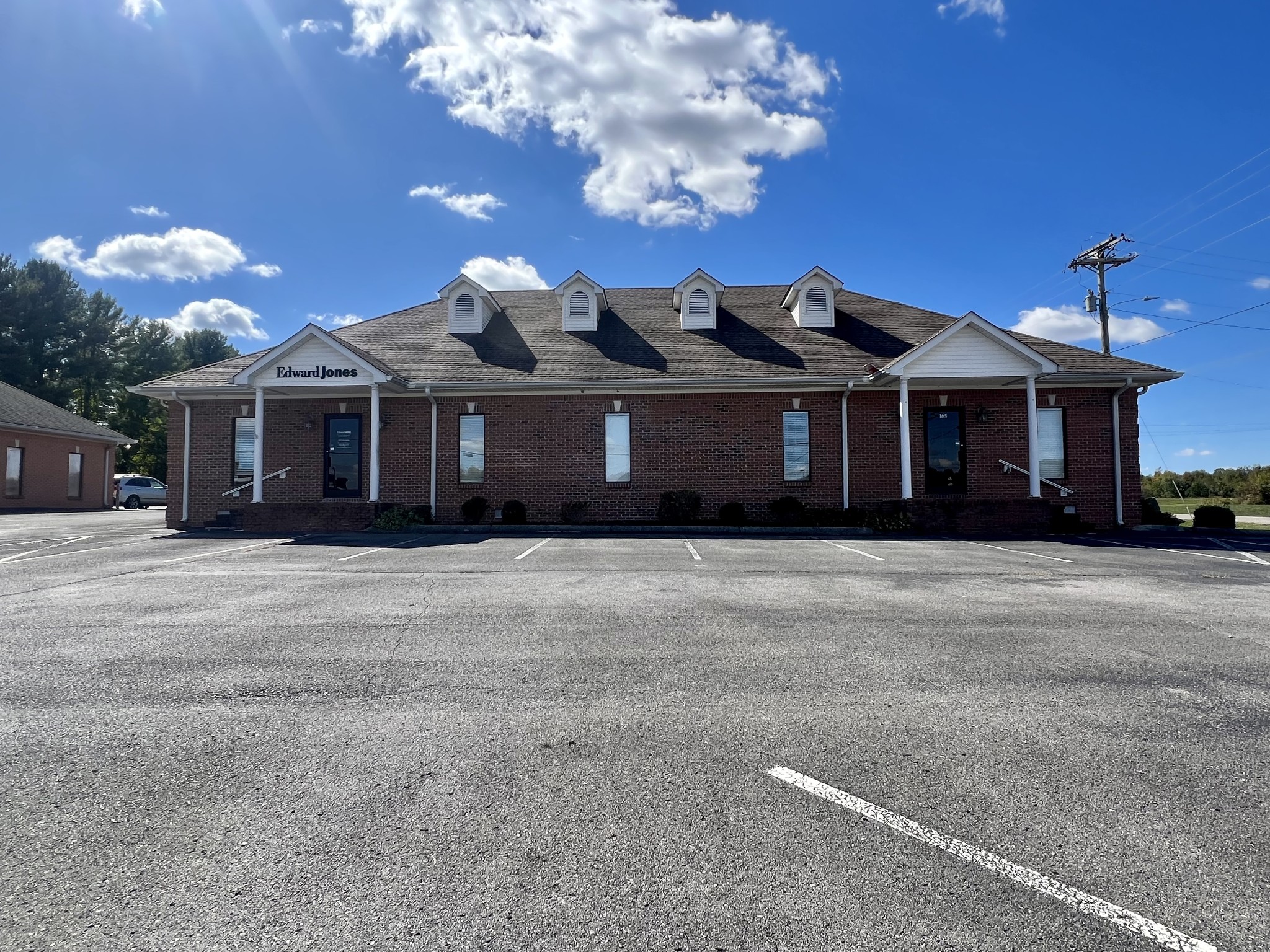 163 Vo Tech Dr Property Photo 1