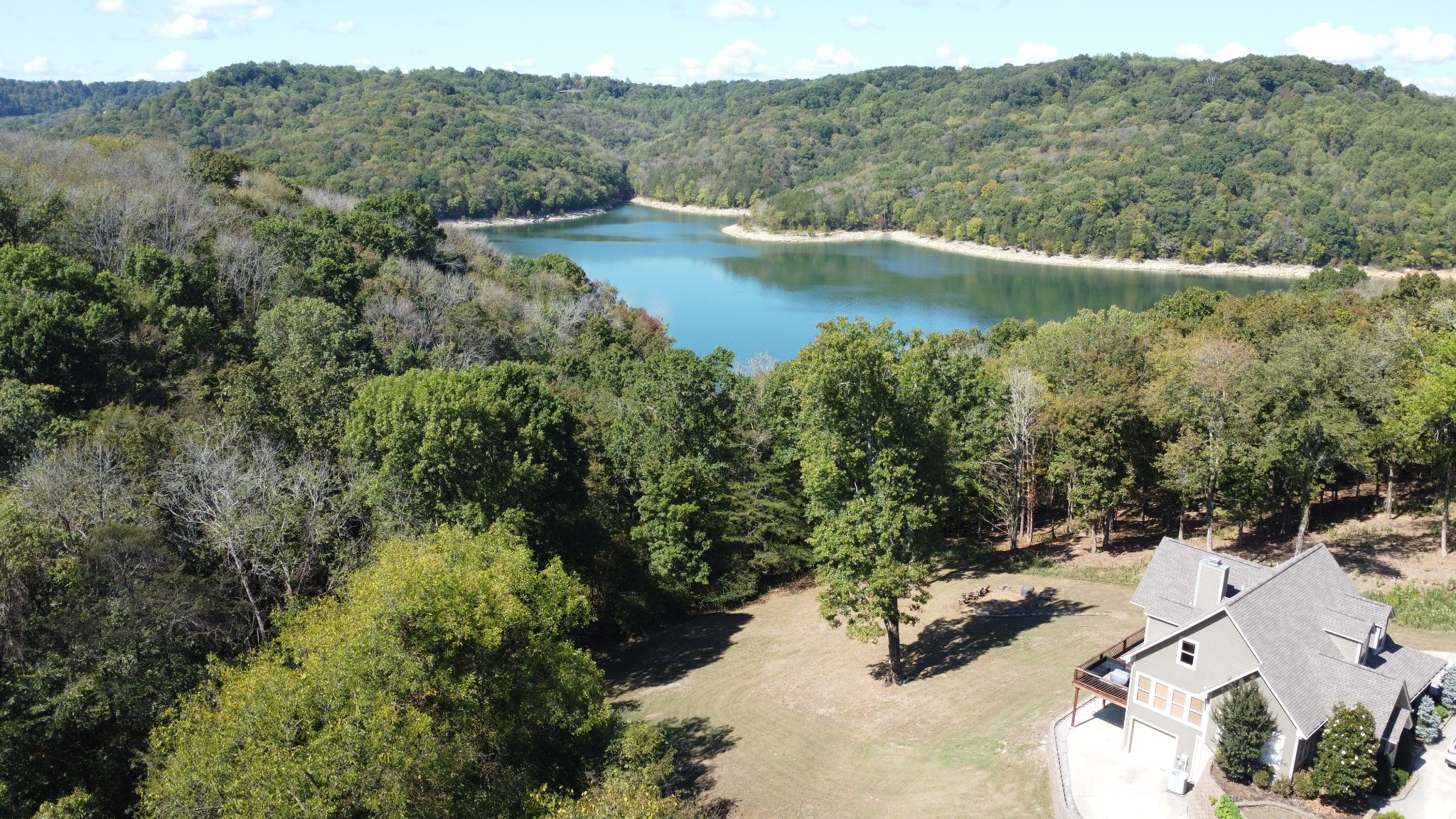 301 Highbridge Dr Property Photo 1