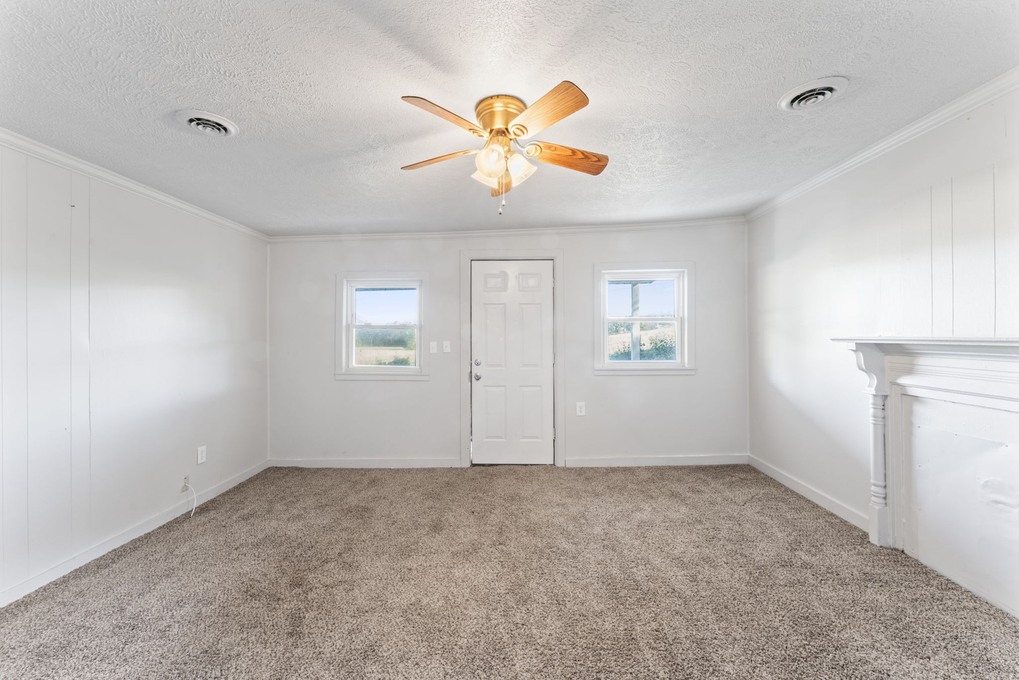 36 Ballenger Rd Property Photo 8