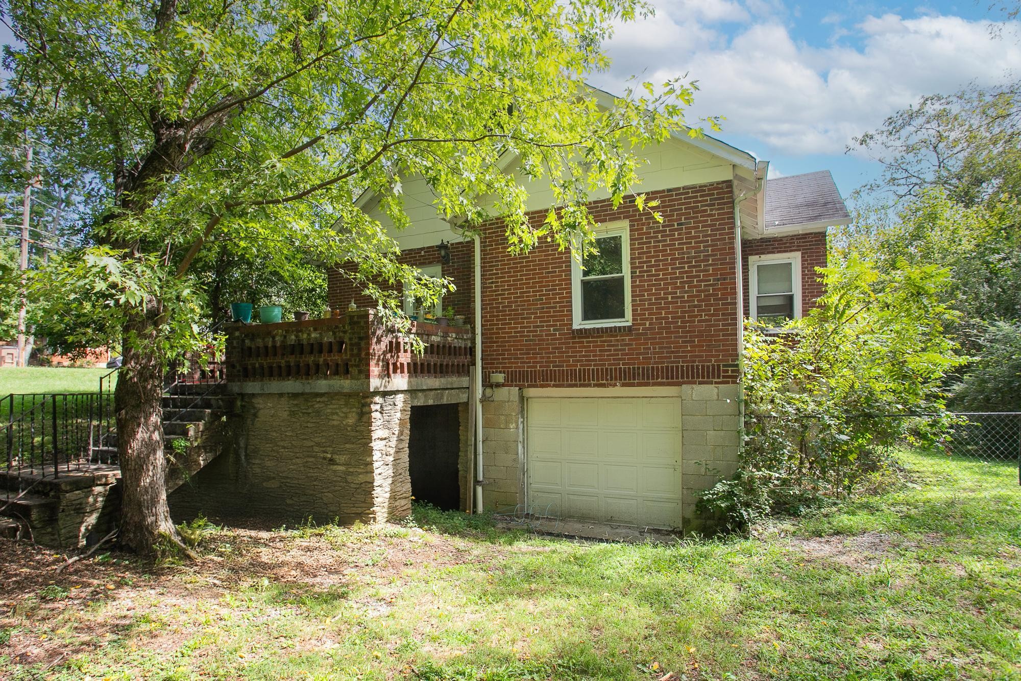 120 Dellway Dr Property Photo 24