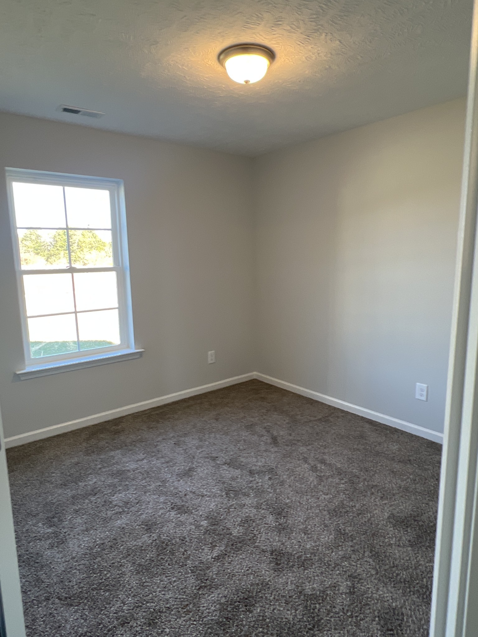 119 Hidden Circle Property Photo 11
