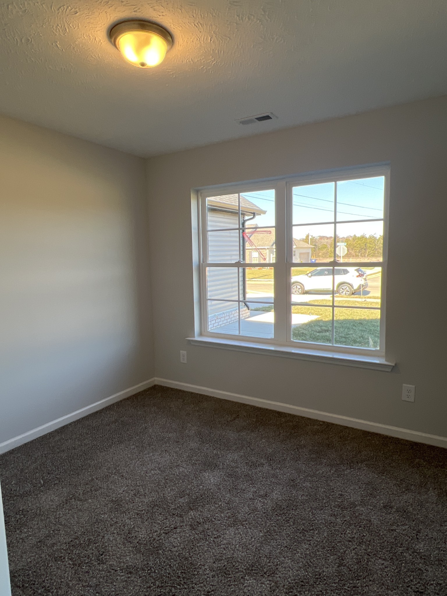 119 Hidden Circle Property Photo 12