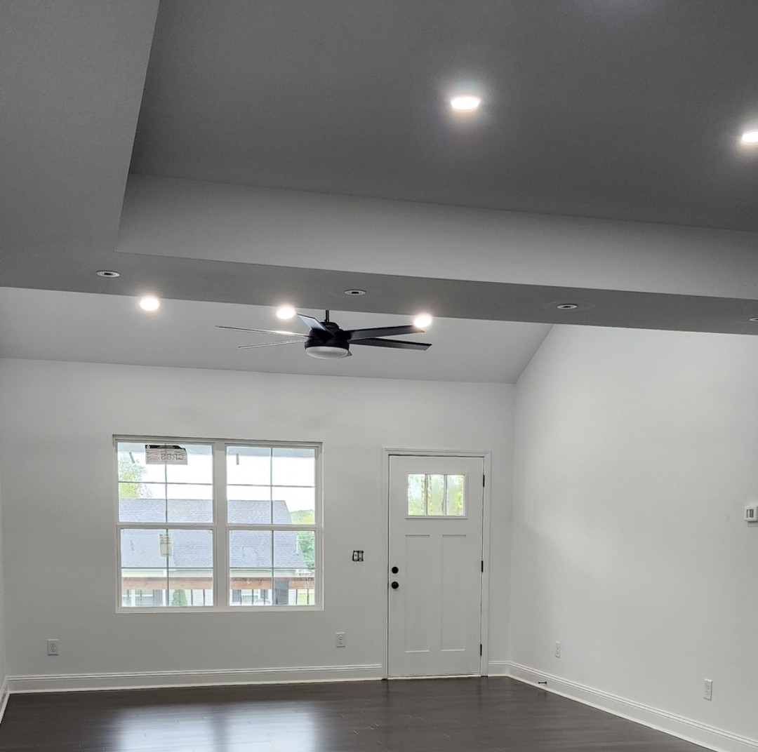 440 5th Ave, N Property Photo 10