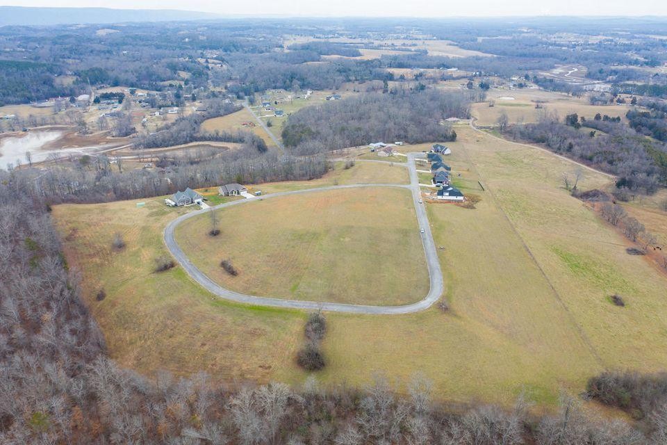 451 Overlook Drive Property Photo 4