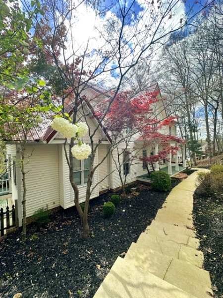 111 Chestnut St Property Photo 4