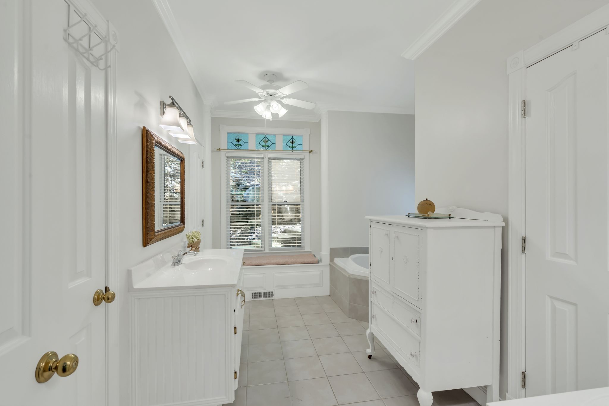 111 Chestnut St Property Photo 33