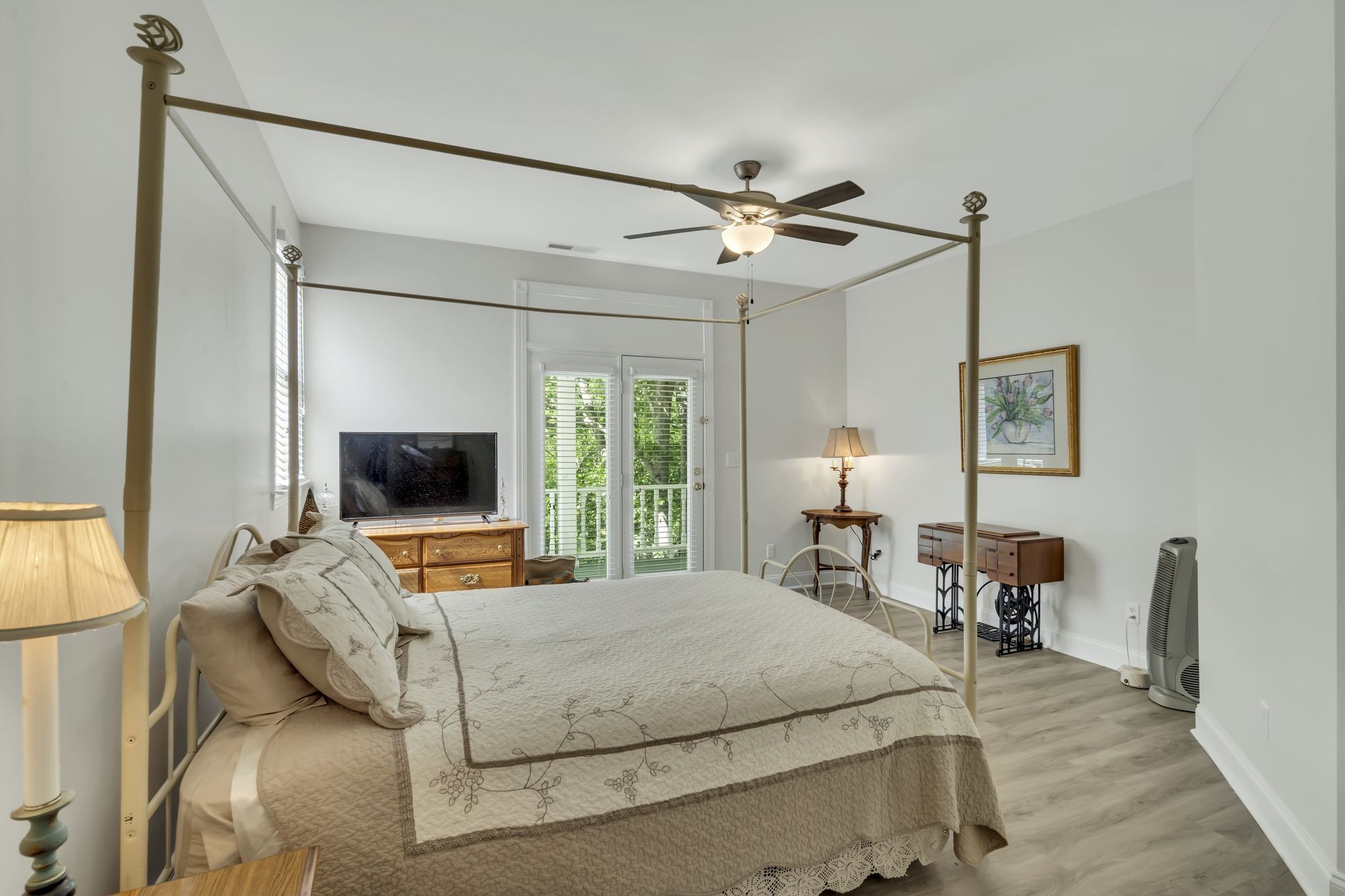 111 Chestnut St Property Photo 36
