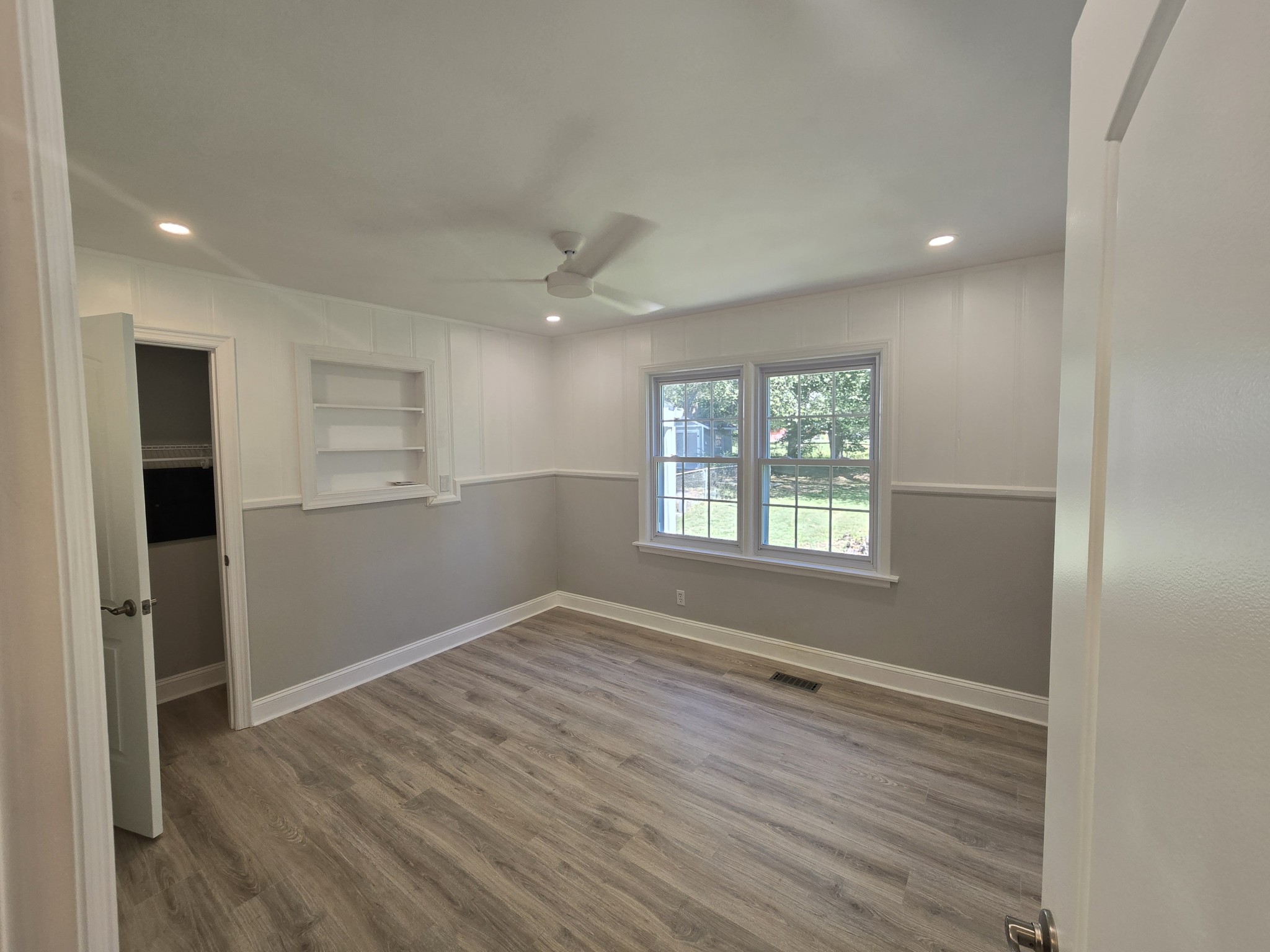704 Davis St Property Photo 14