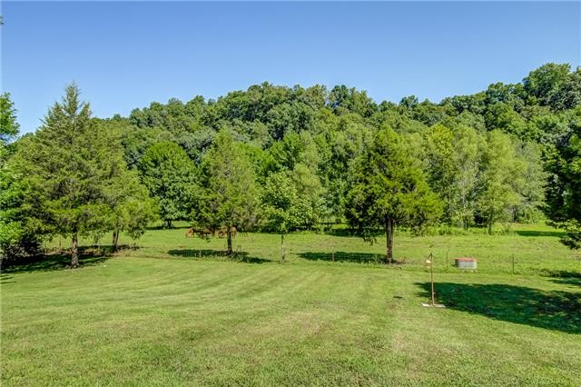 5322 Huffman Road Property Photo 6