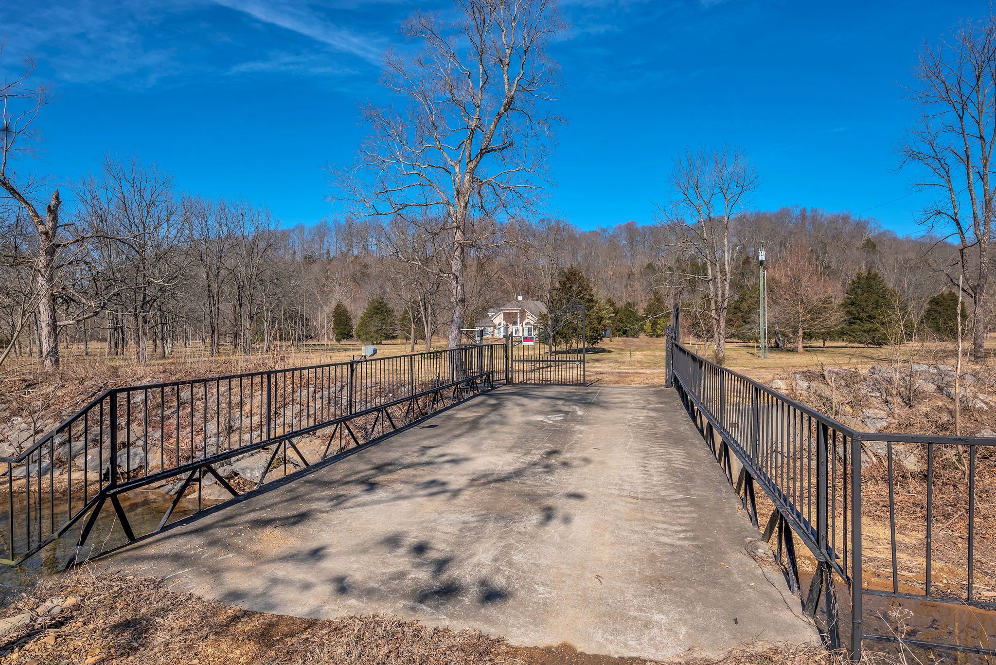 5322 Huffman Road Property Photo 9
