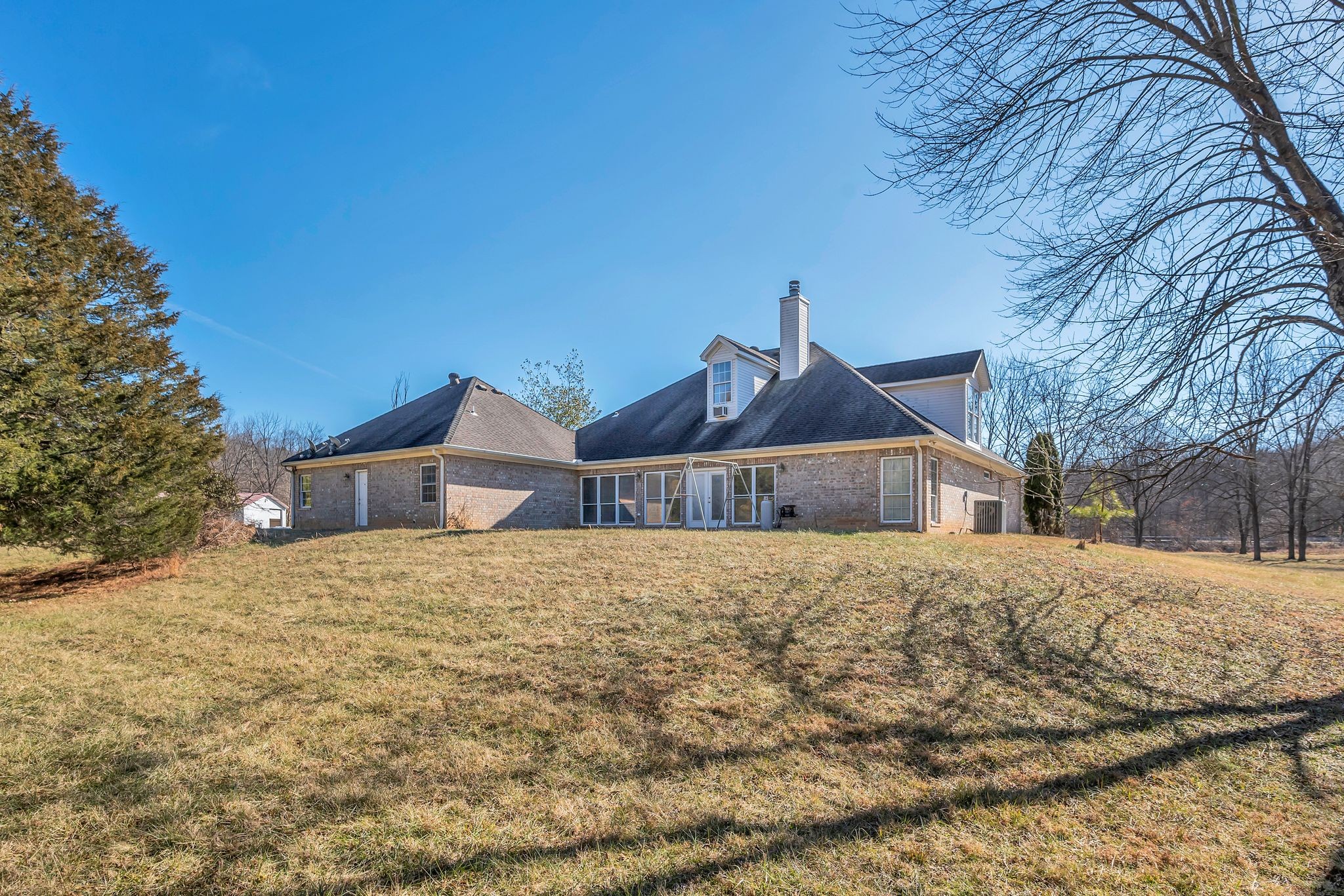 5322 Huffman Road Property Photo 10