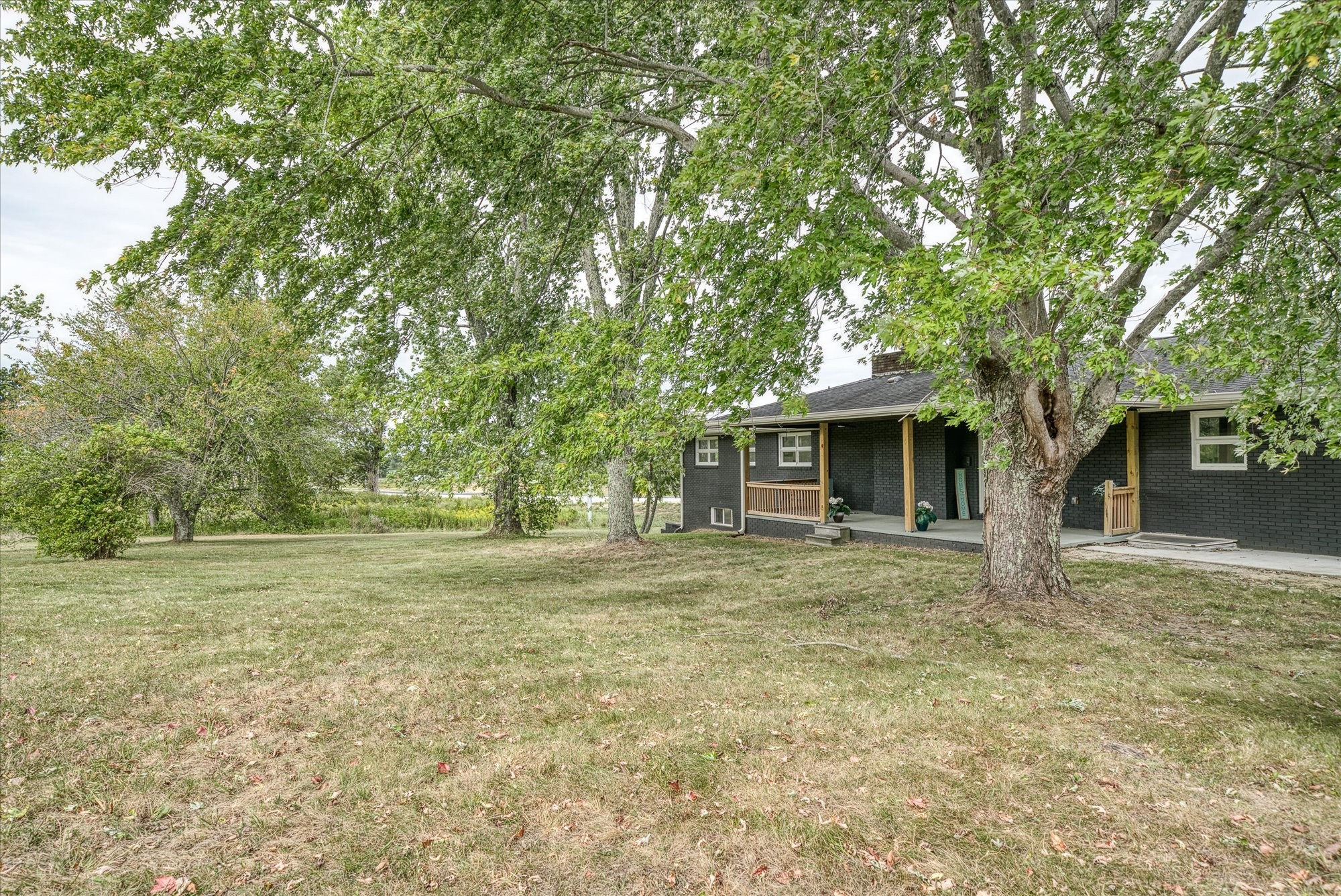 8903 Hwy 127, N Property Photo 9
