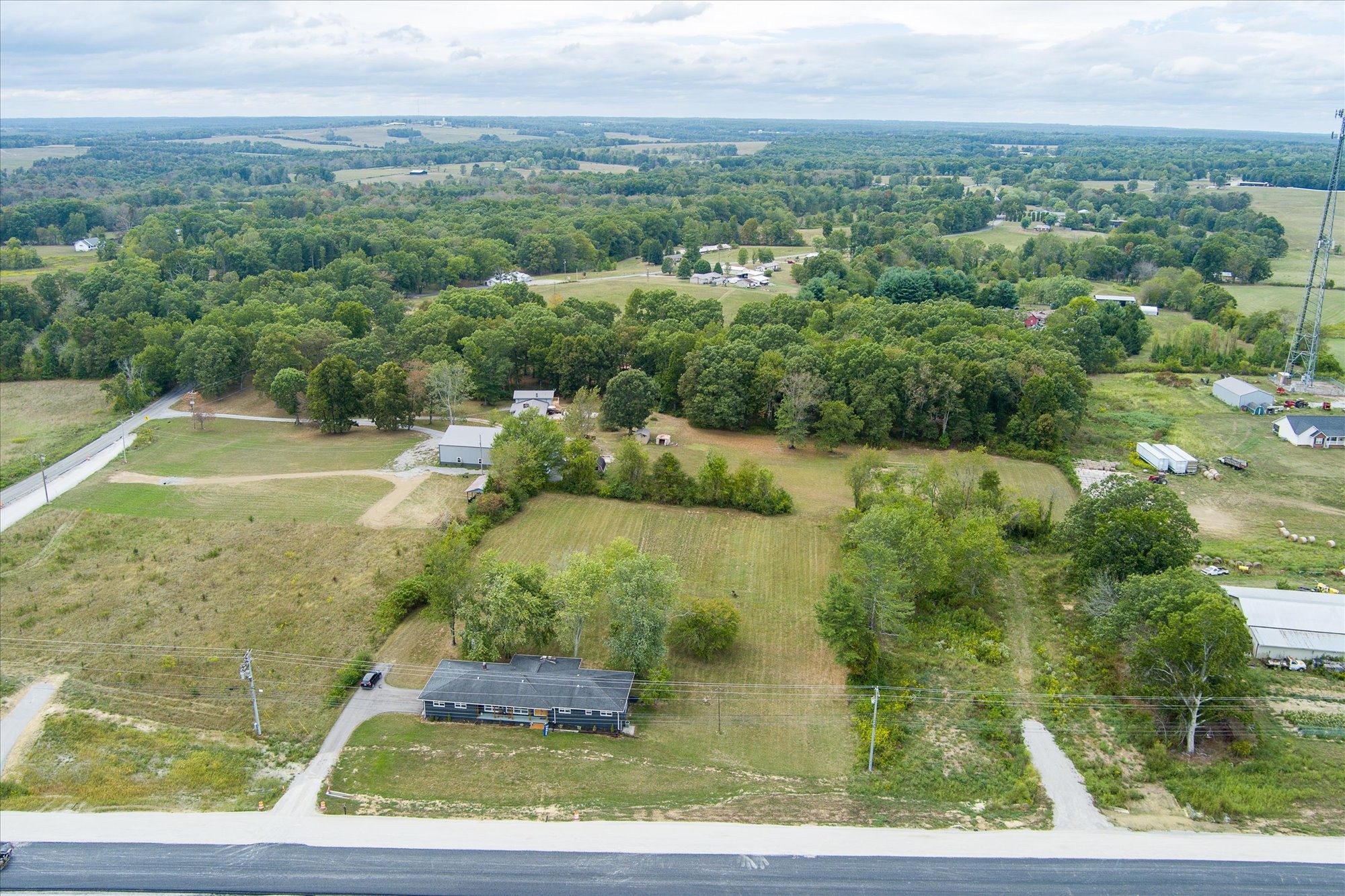 8903 Hwy 127, N Property Photo 20