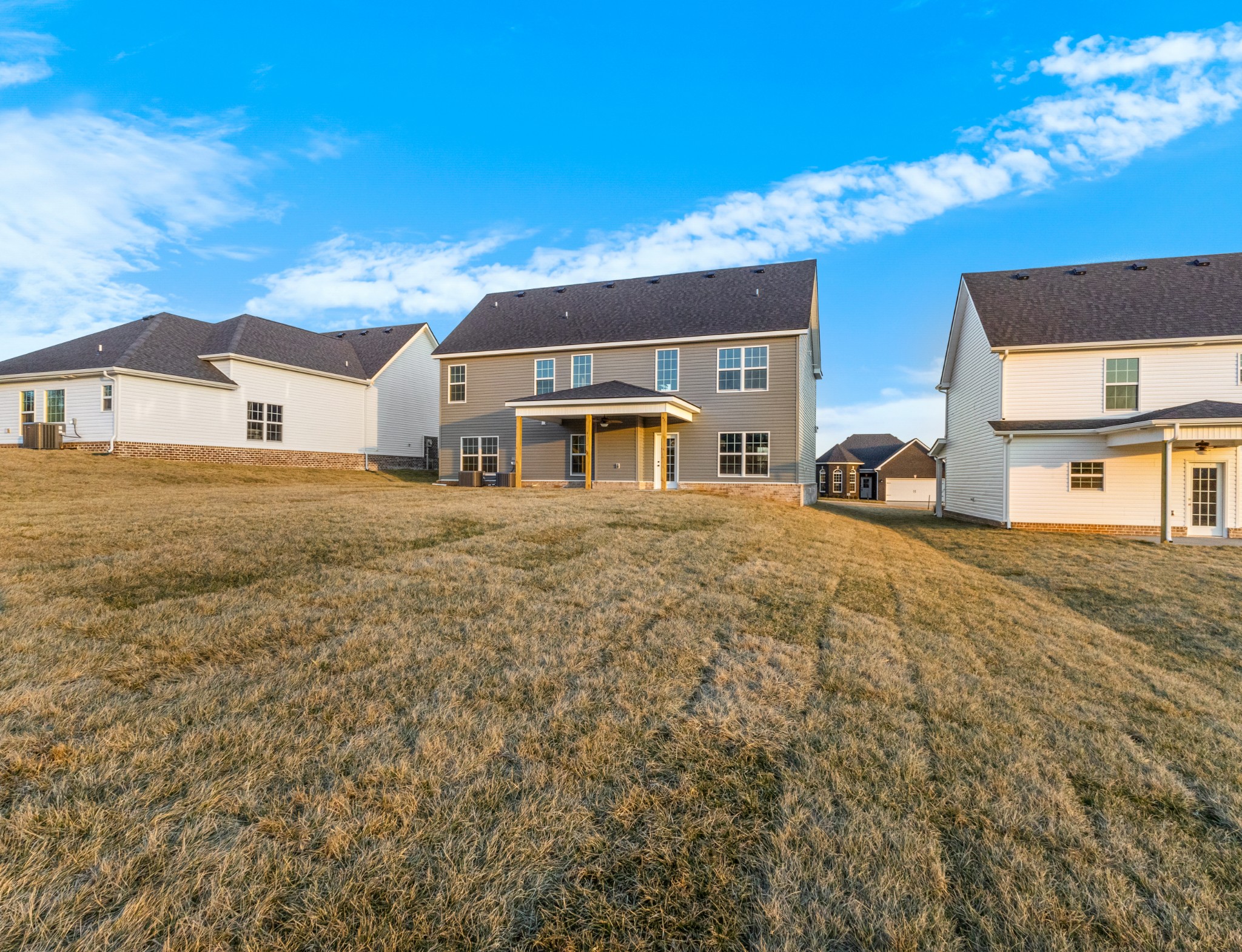 606 Kinross Dr Property Photo 42
