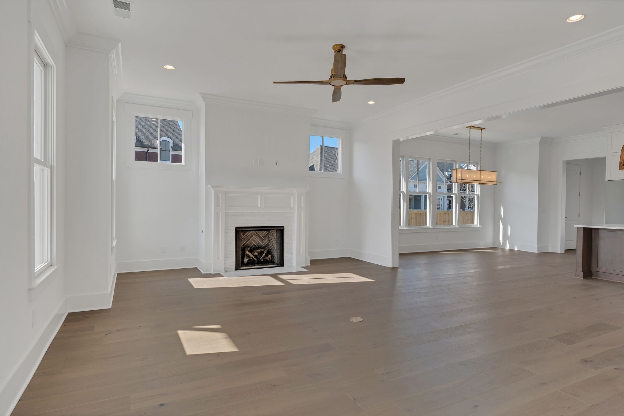 1013 Camley Street Property Photo 3