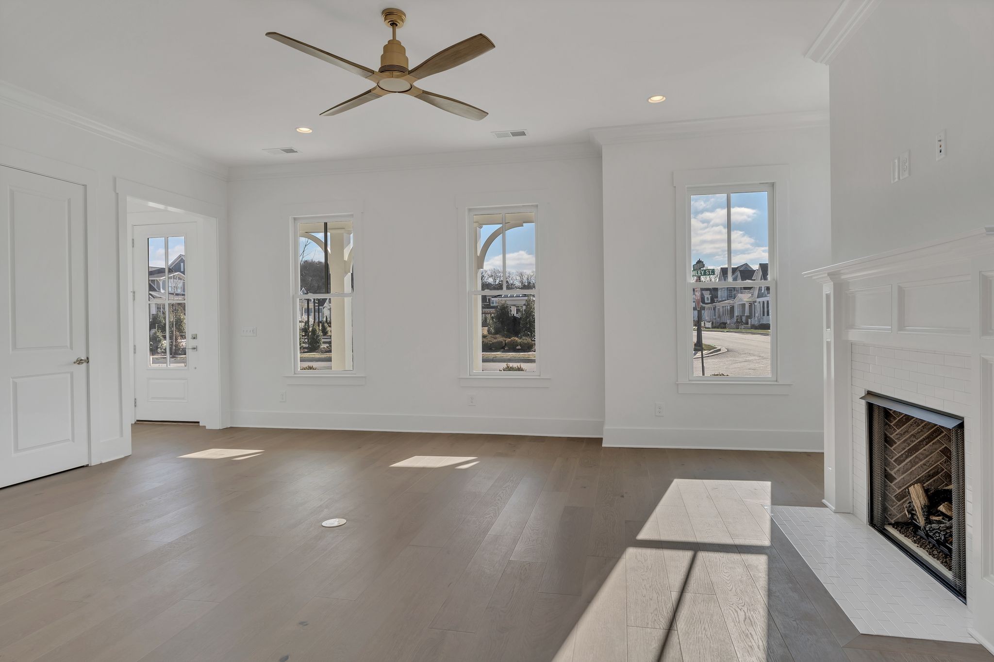 1013 Camley Street Property Photo 4