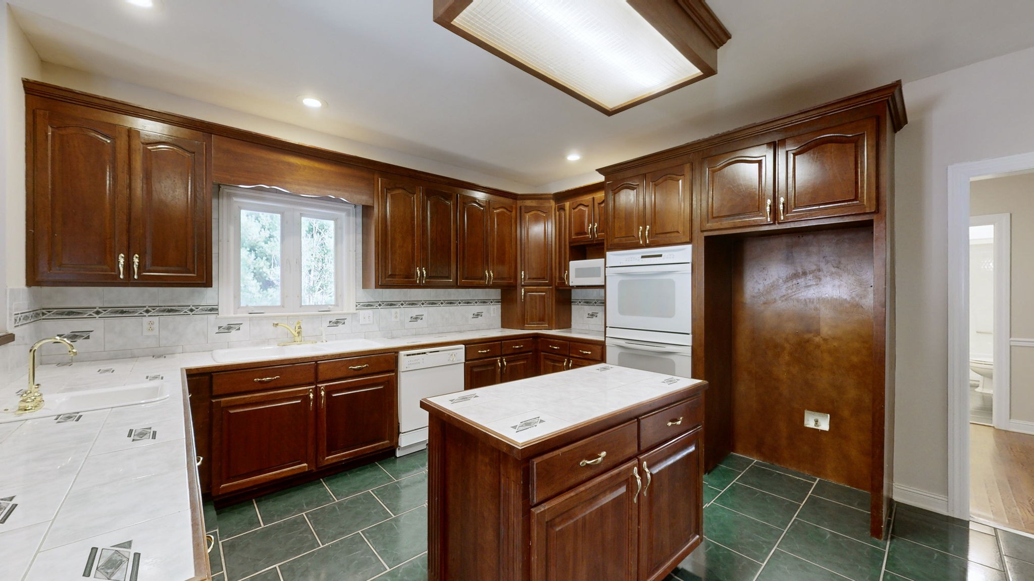 2310 Black Fox Ct Property Photo 7
