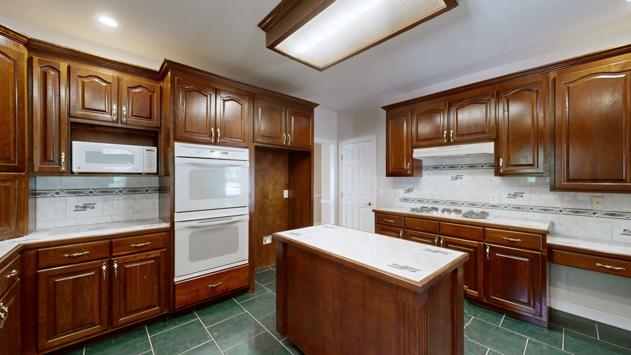 2310 Black Fox Ct Property Photo 17