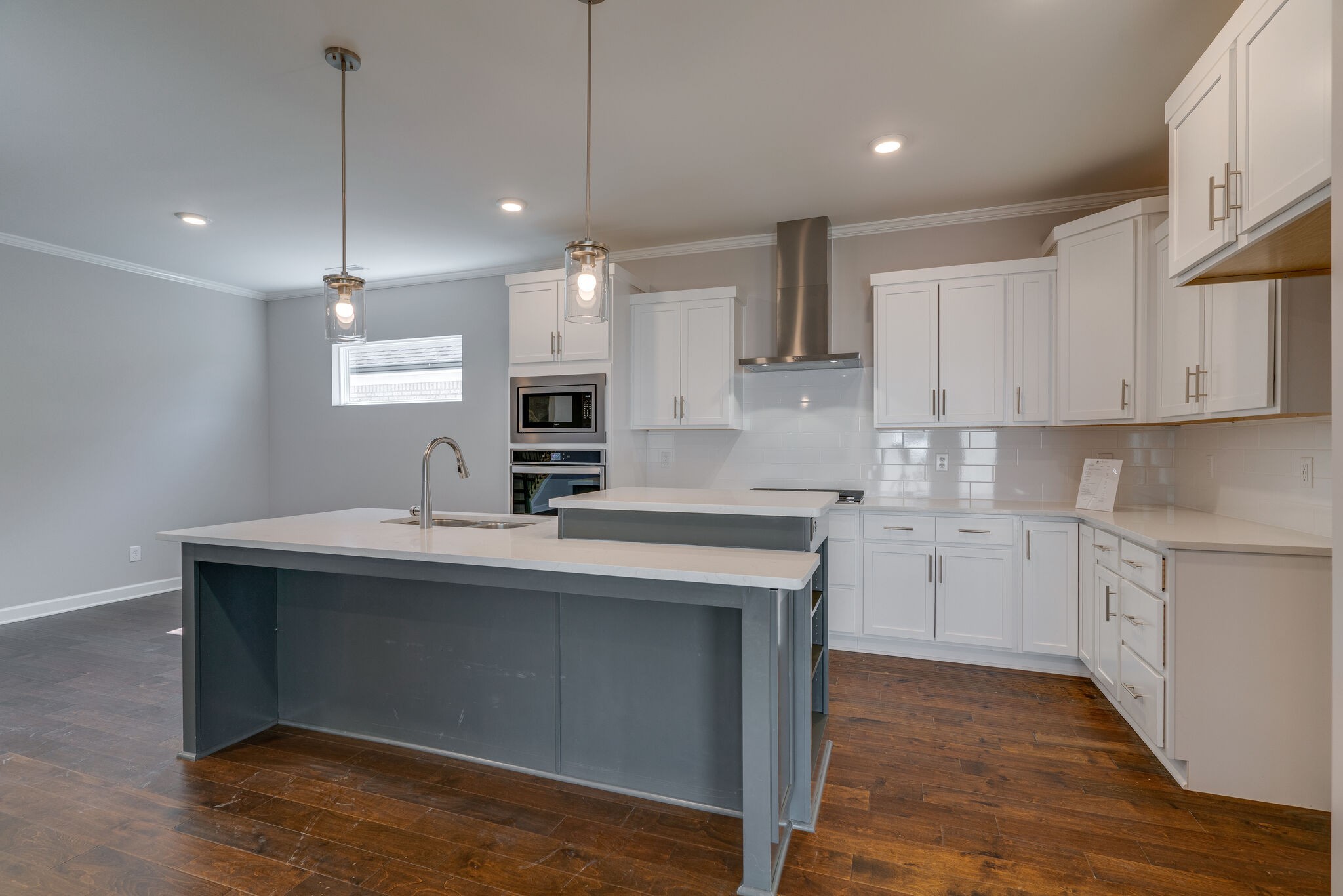 7207 Maddenwood Lane Property Photo 3