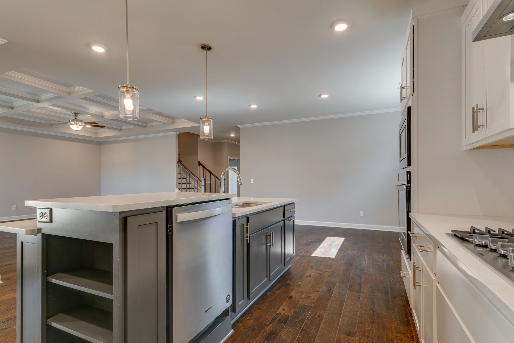 7207 Maddenwood Lane Property Photo 4