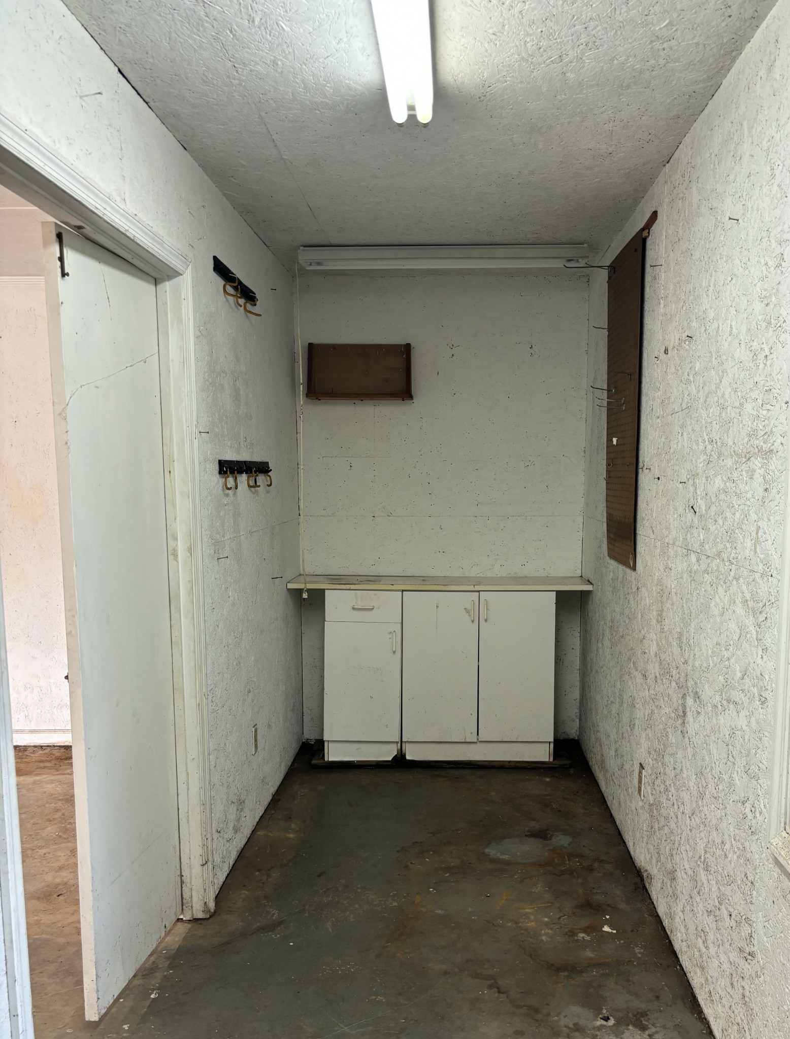728 W Main St Property Photo 23