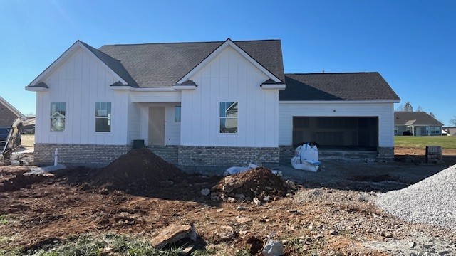716 Larry Cir Property Photo