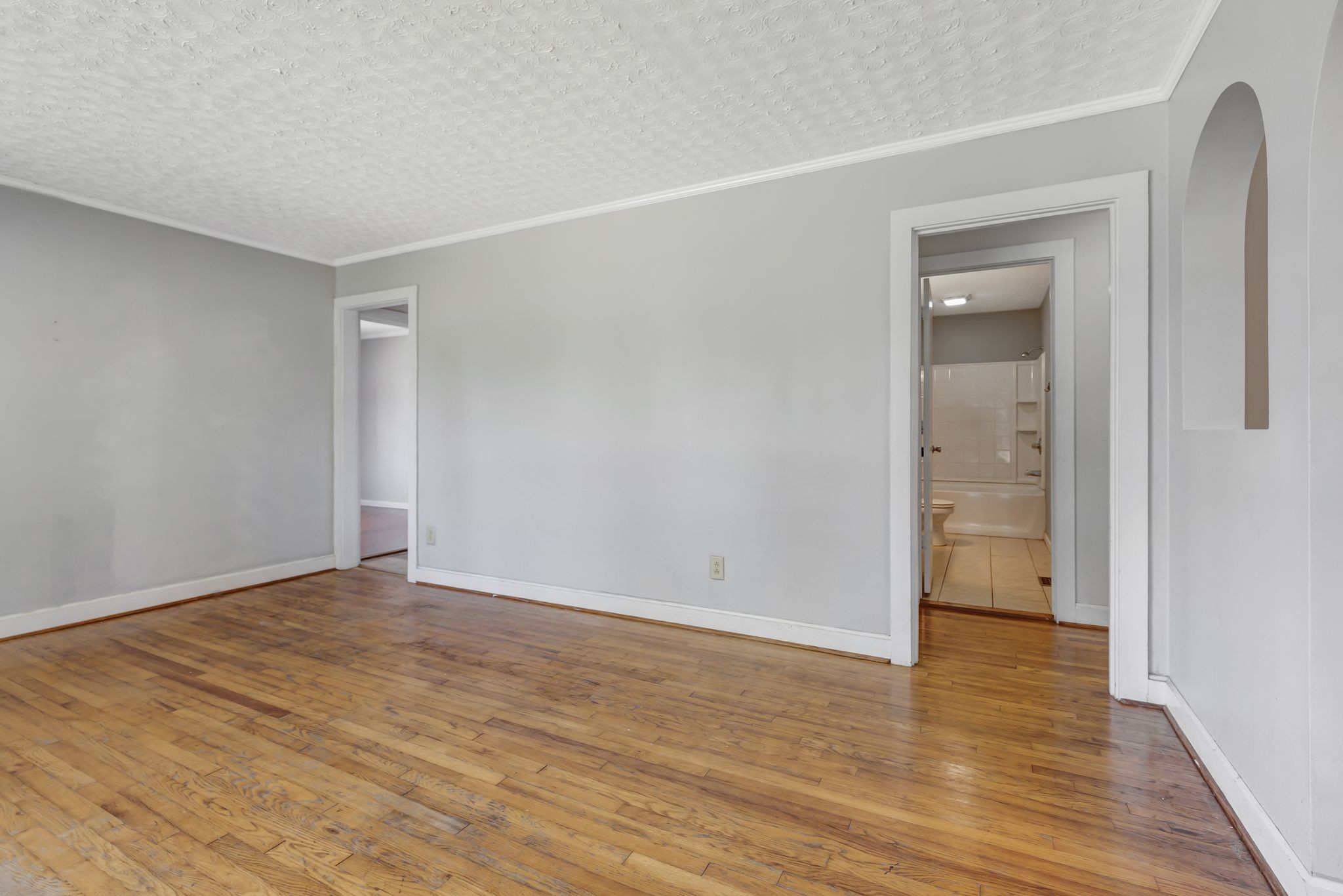 1616 Highway 130, E Property Photo 6