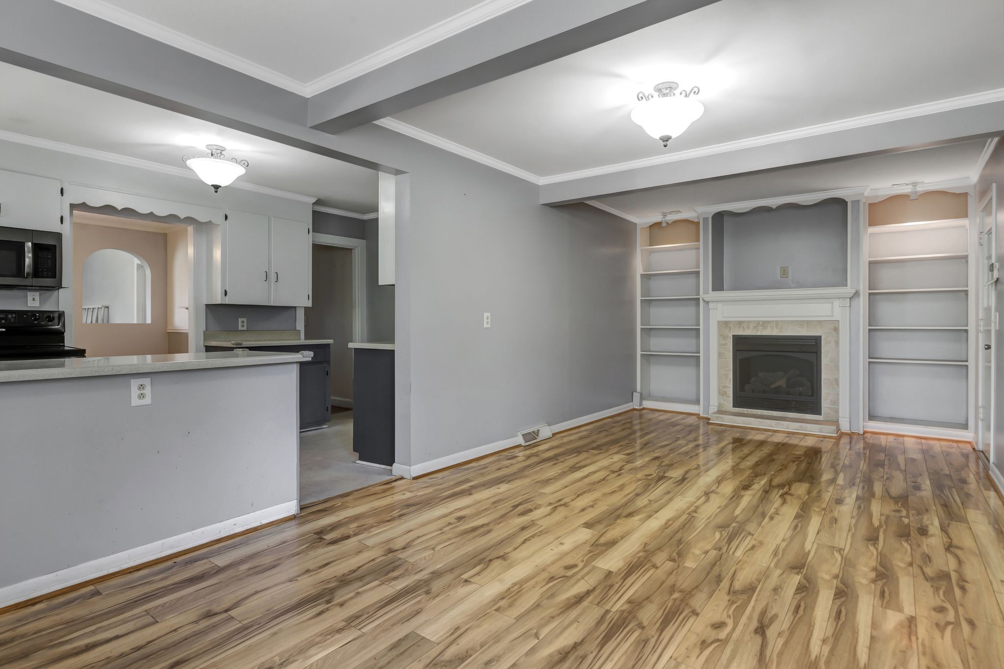 1616 Highway 130, E Property Photo 32
