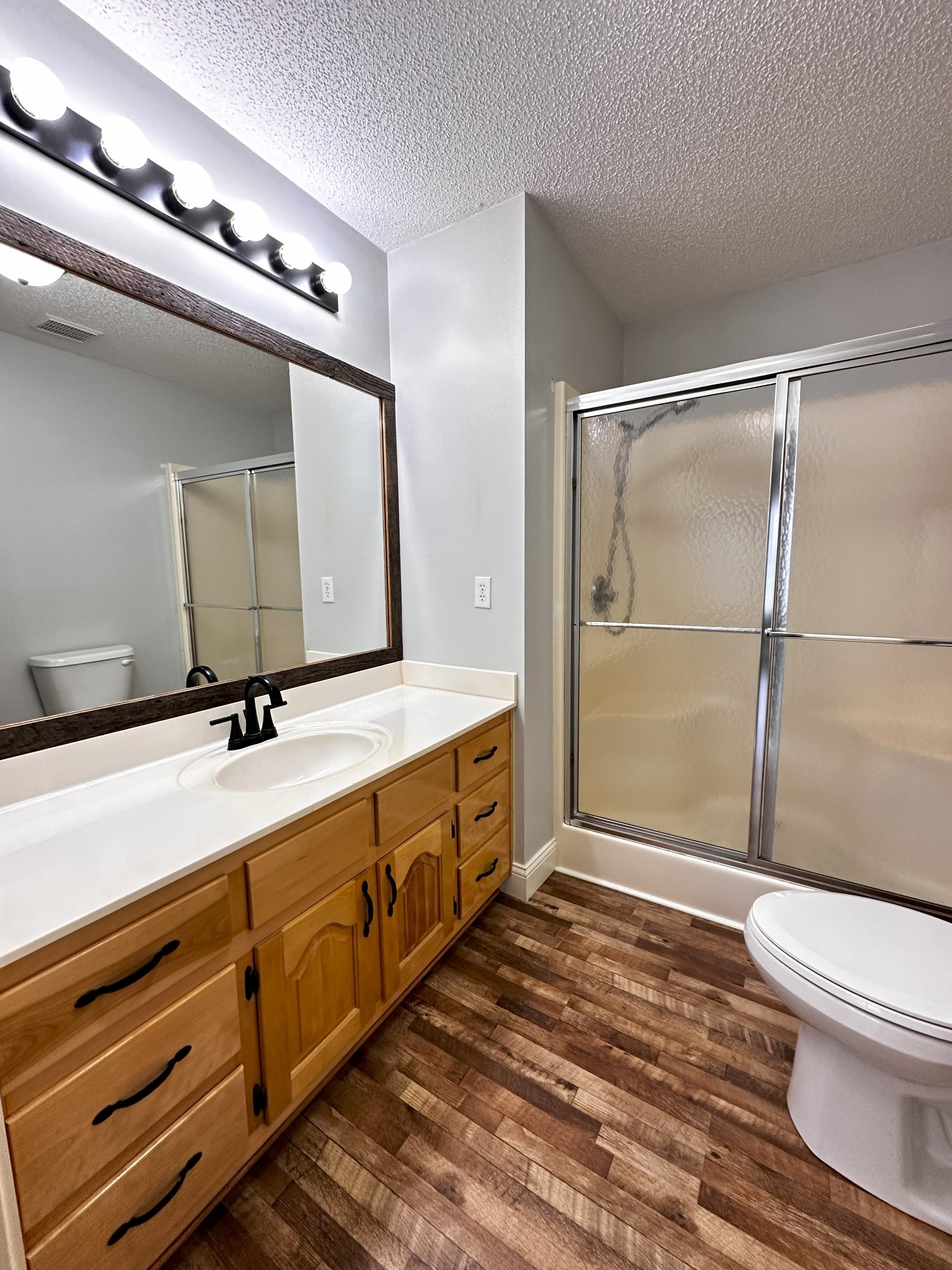 1461 Pennsylvania Ave Property Photo 44