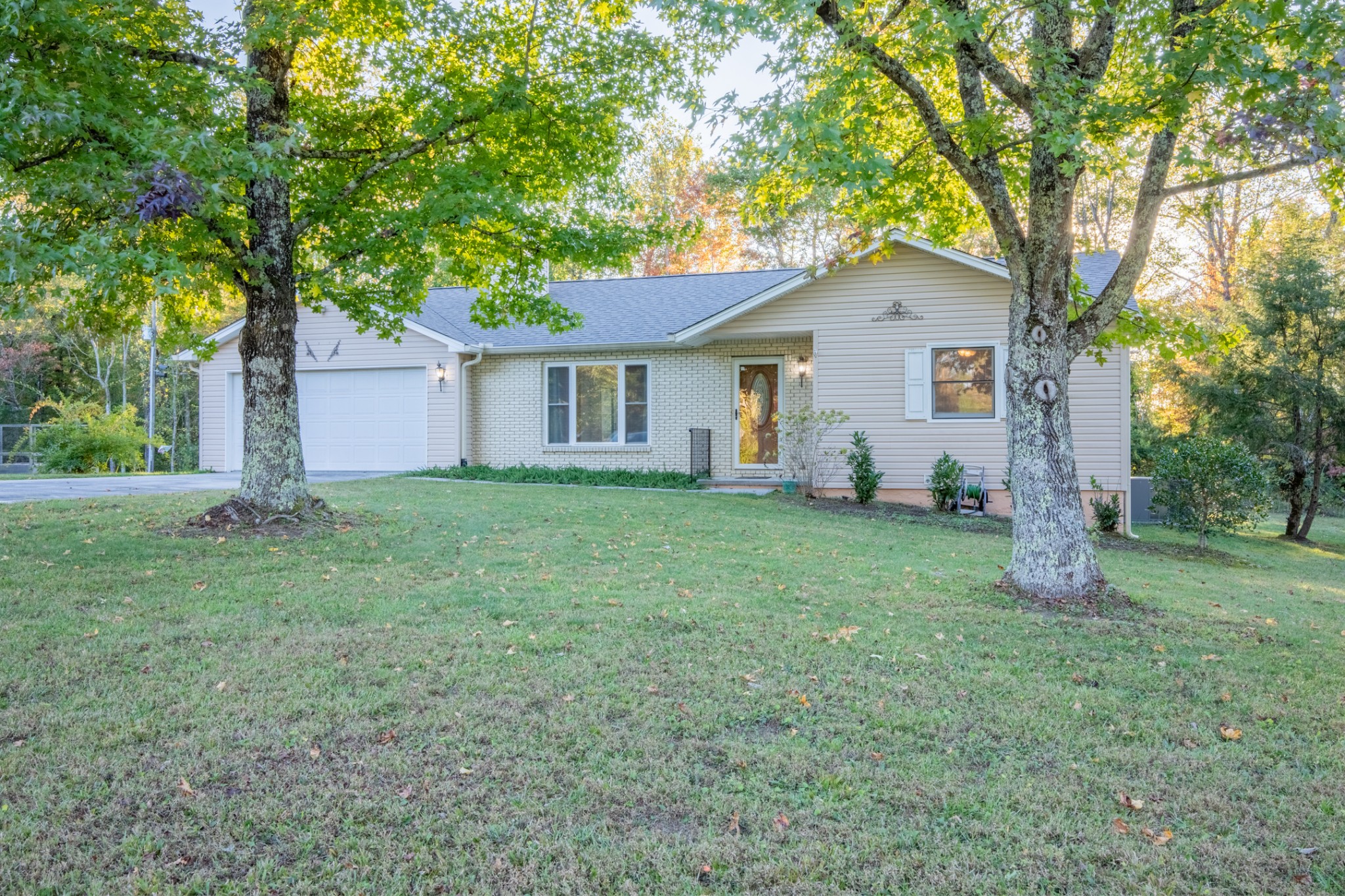 344 Meadows Rd Property Photo 2