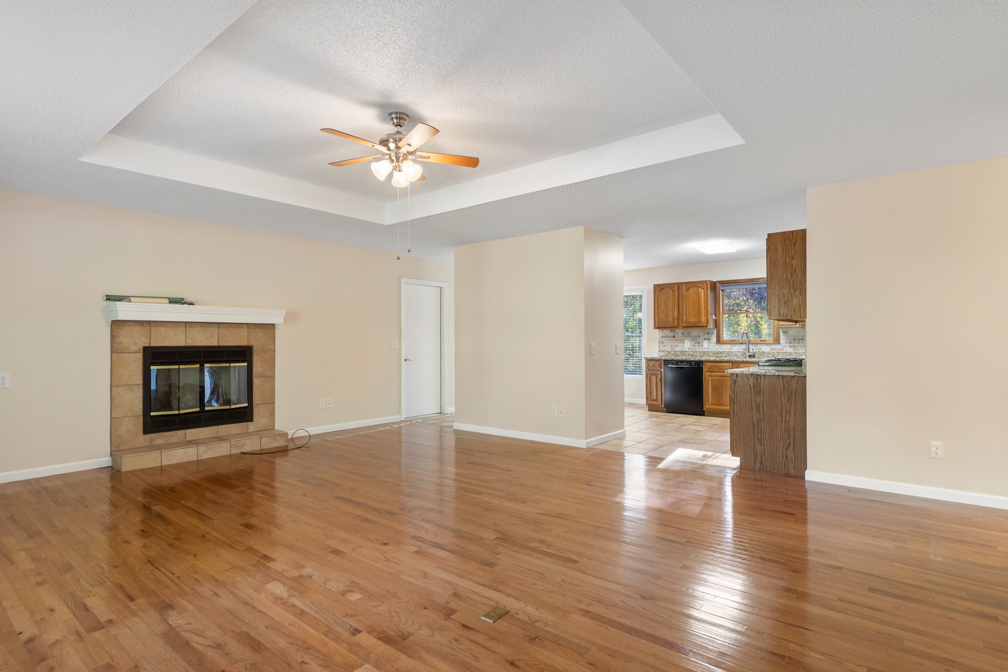 344 Meadows Rd Property Photo 6