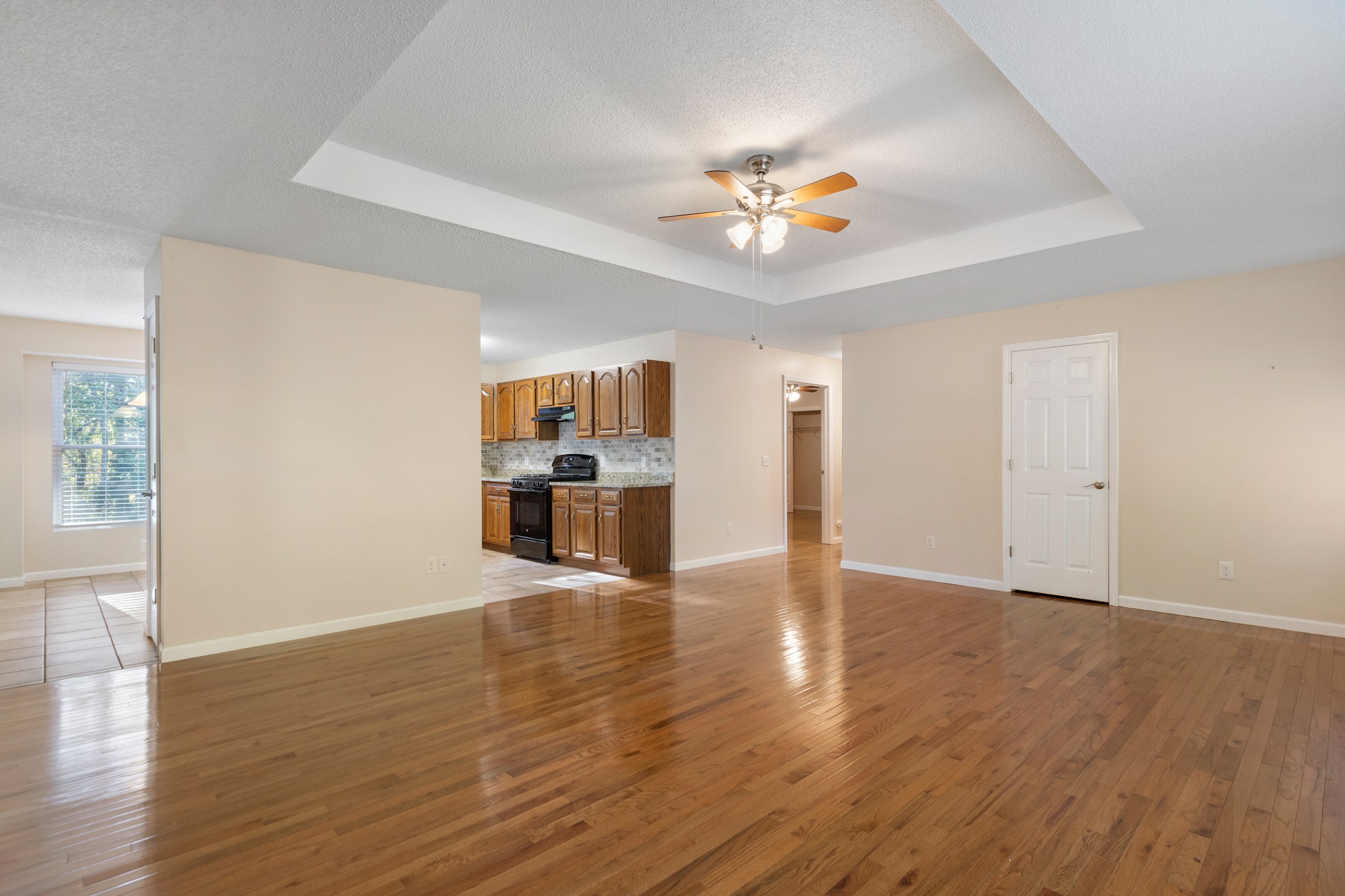 344 Meadows Rd Property Photo 9