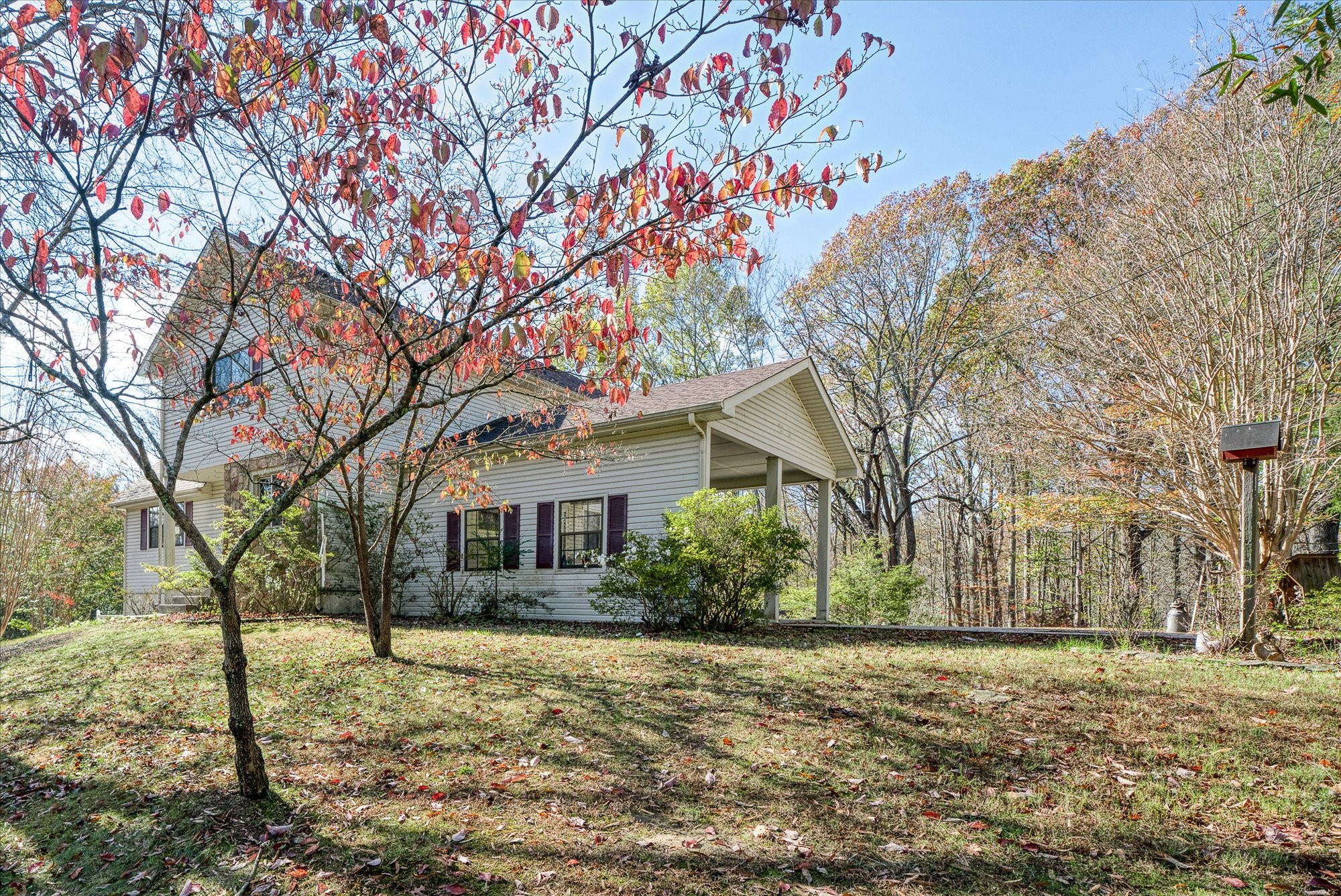 1645 Carriage Ln Property Photo 36