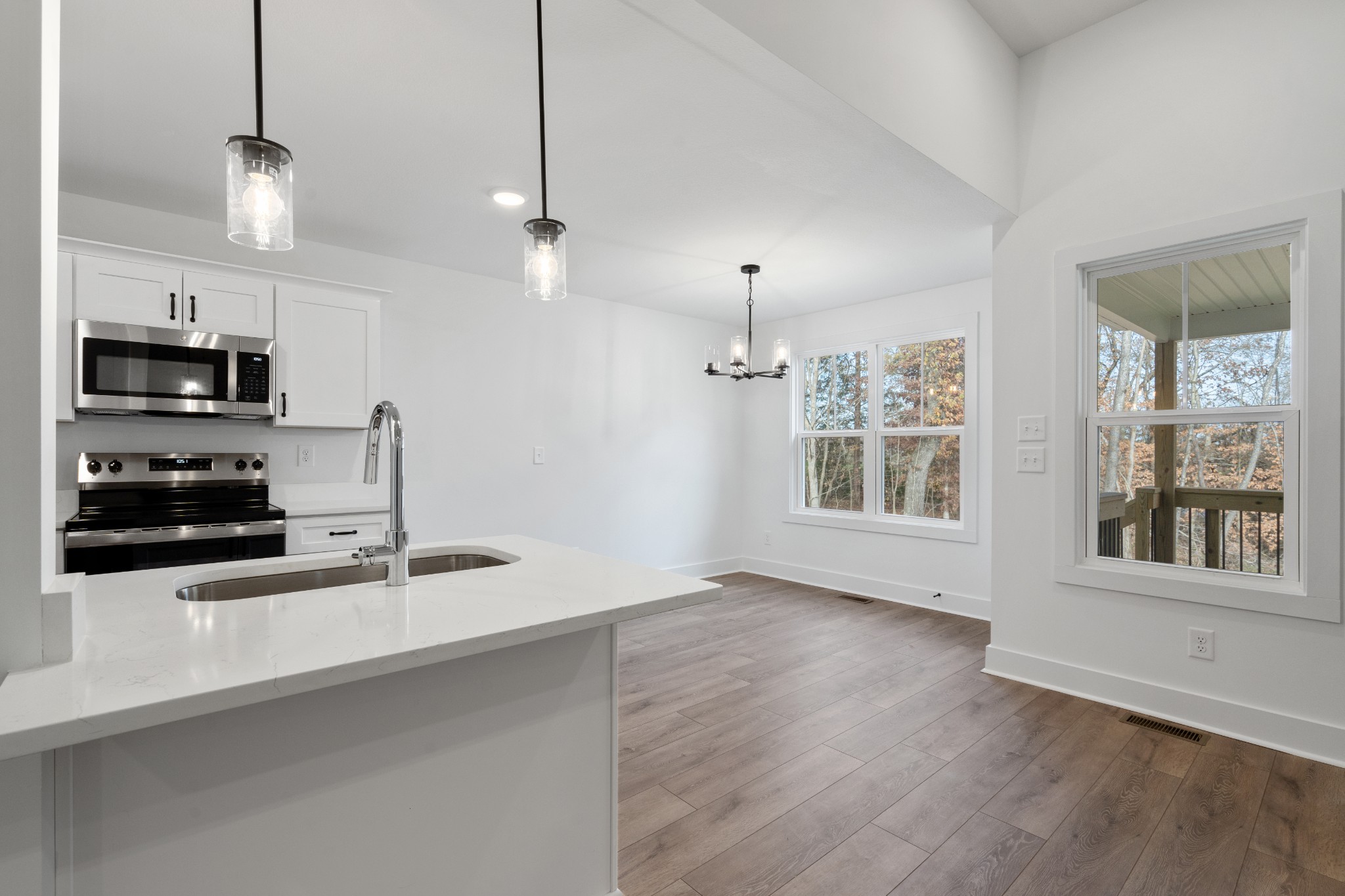 977 Andasia Way Property Photo 10