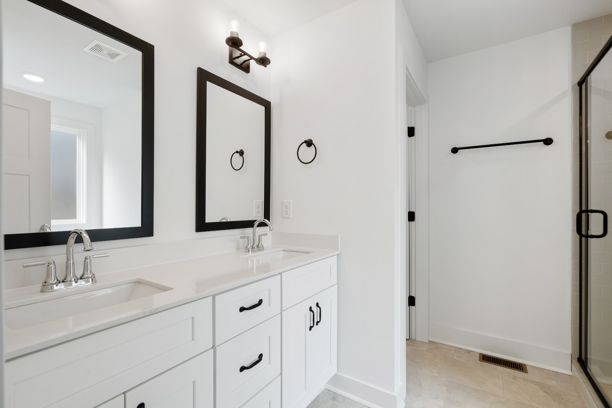 977 Andasia Way Property Photo 19