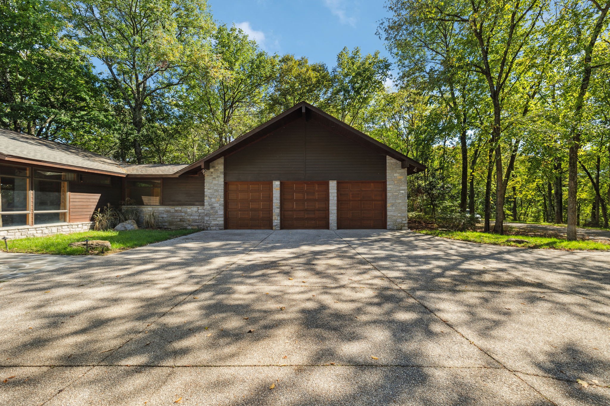 109 Jocelyn Hills Dr Property Photo 8