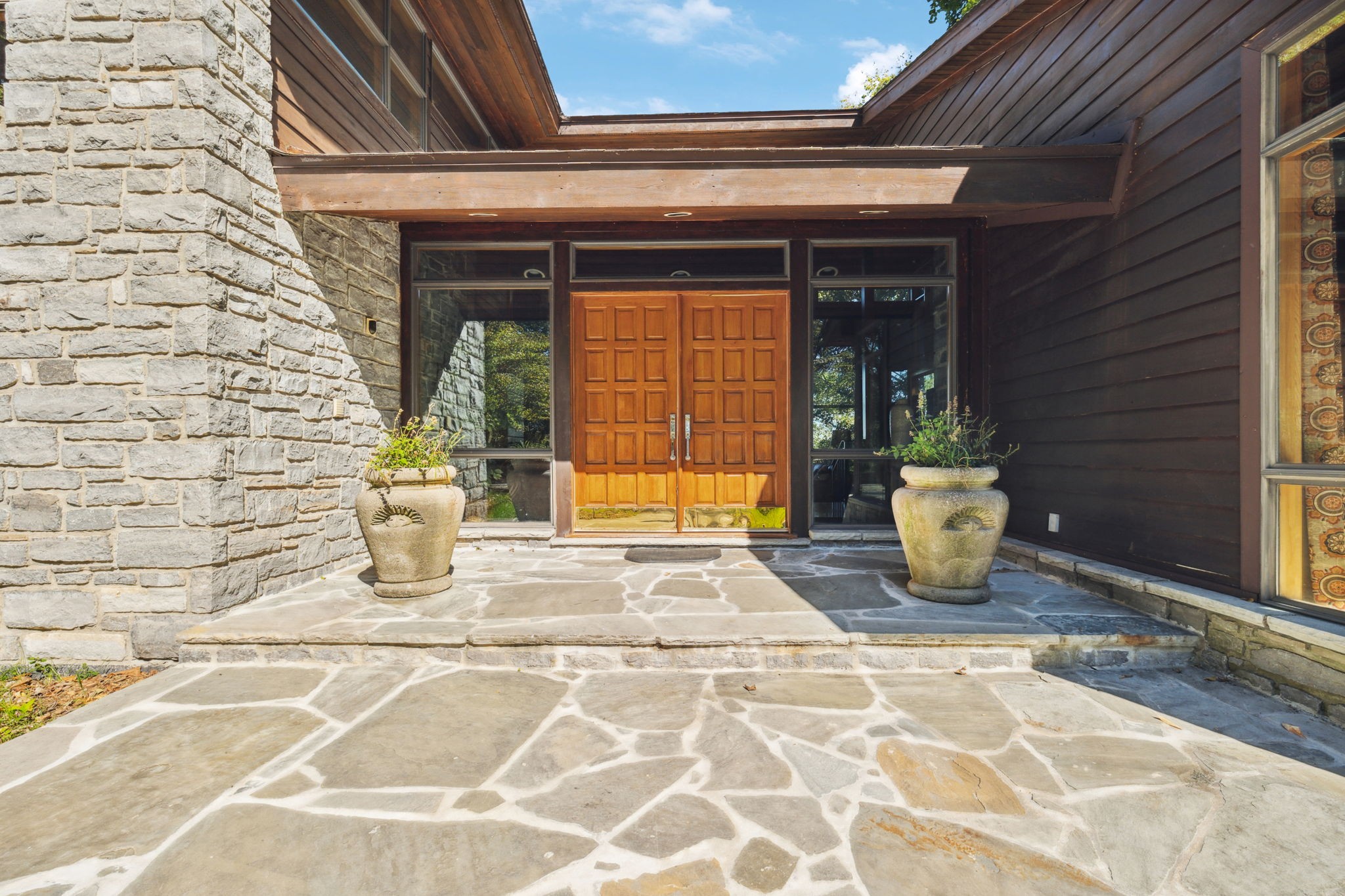 109 Jocelyn Hills Dr Property Photo 8