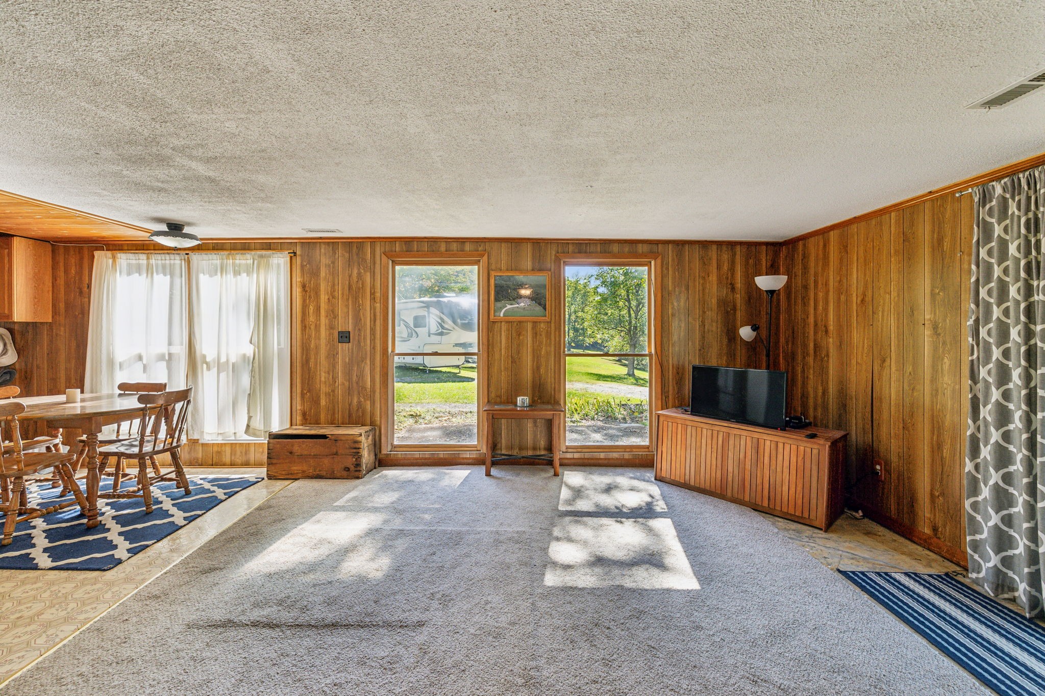 831 Damron Rd Property Photo 29