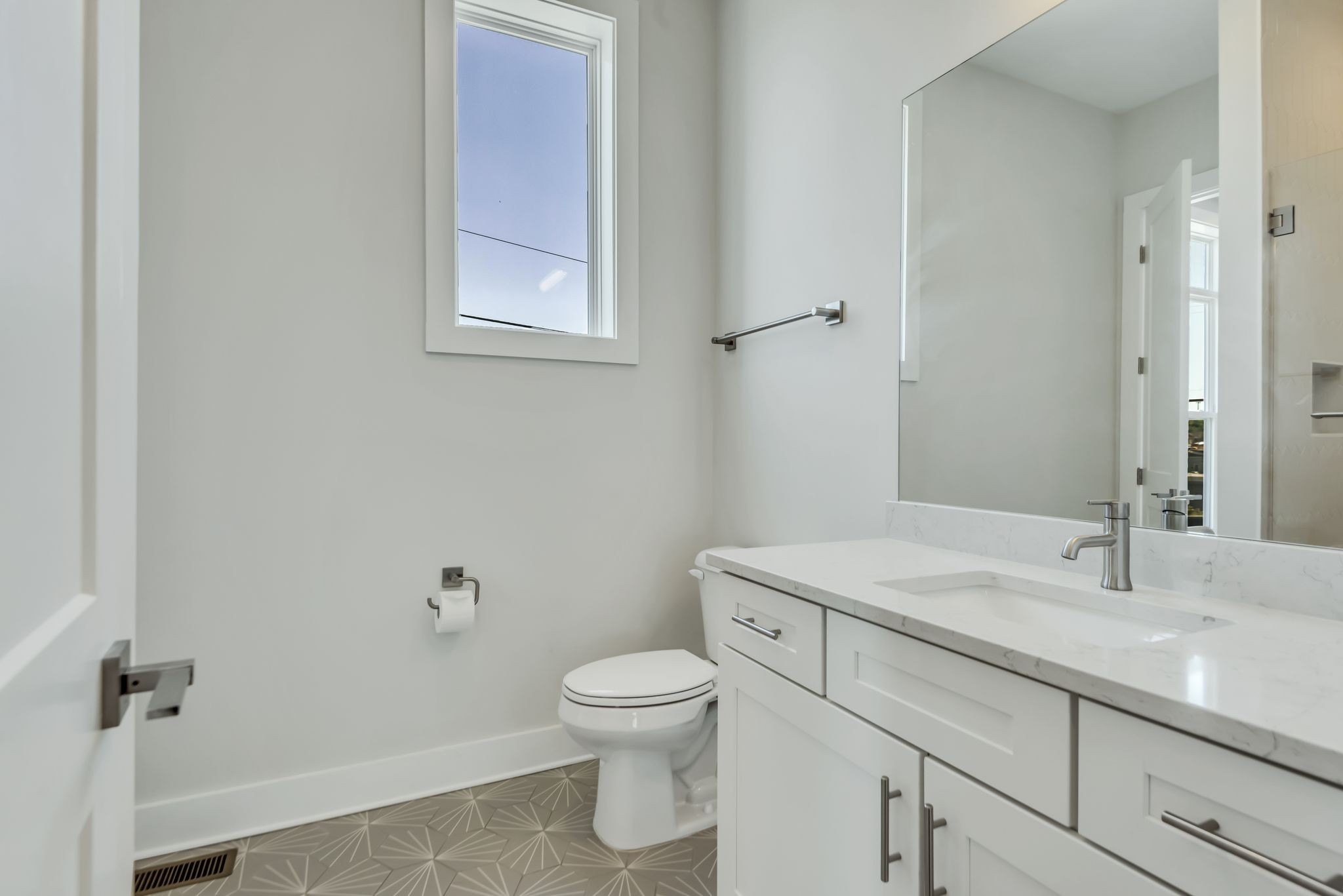 2176 Carson St Property Photo 20
