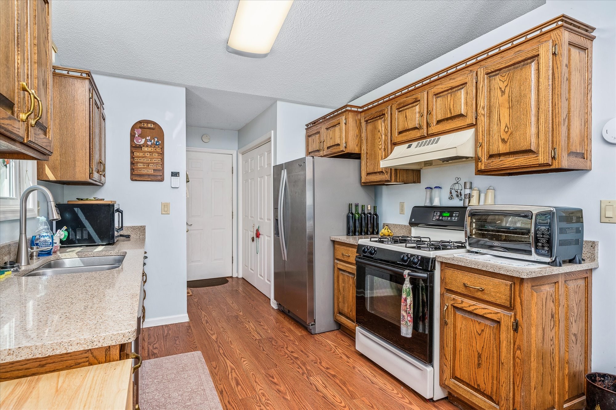 130 Chestnut Ct Property Photo 4