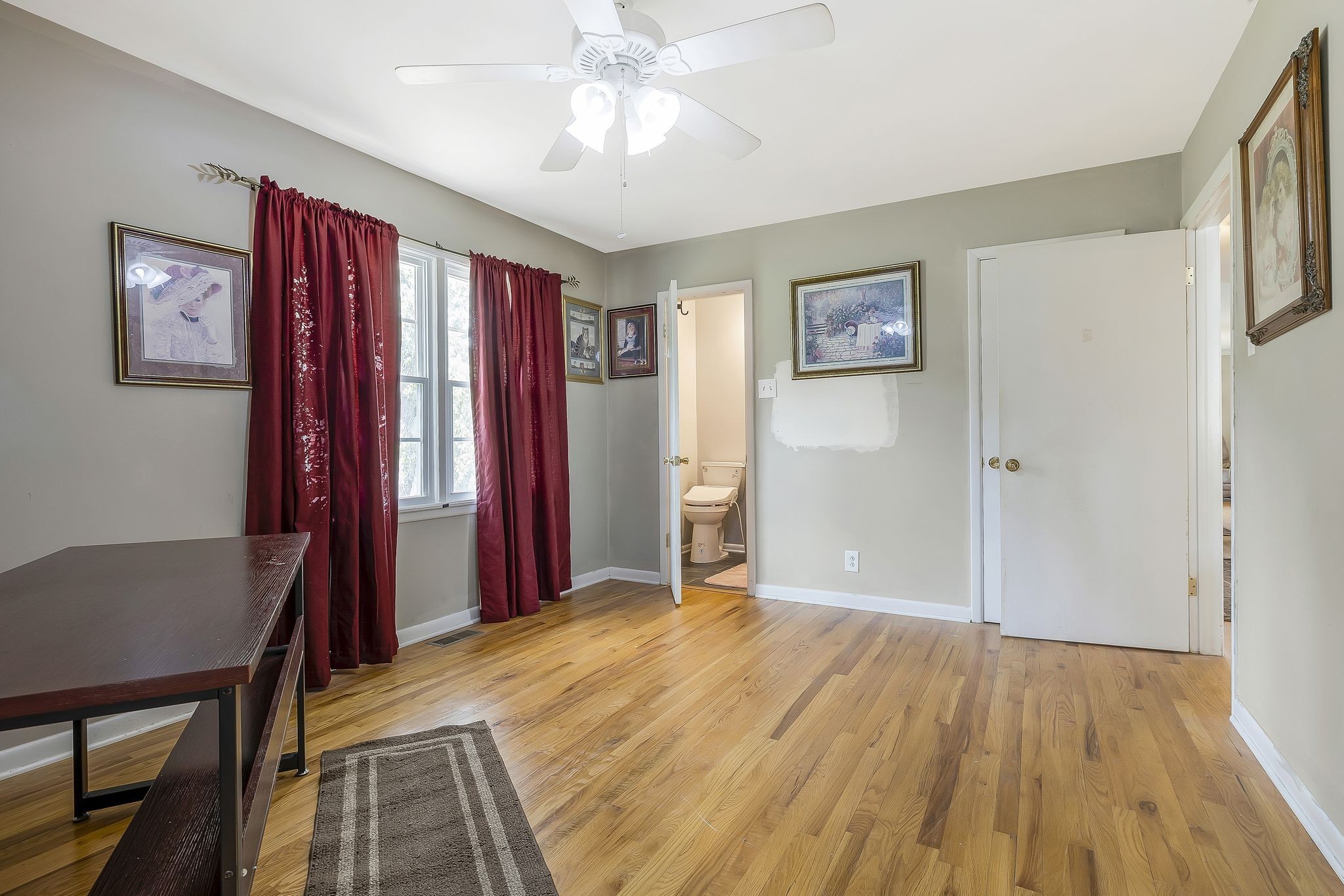 444 Manor Circle Property Photo 16