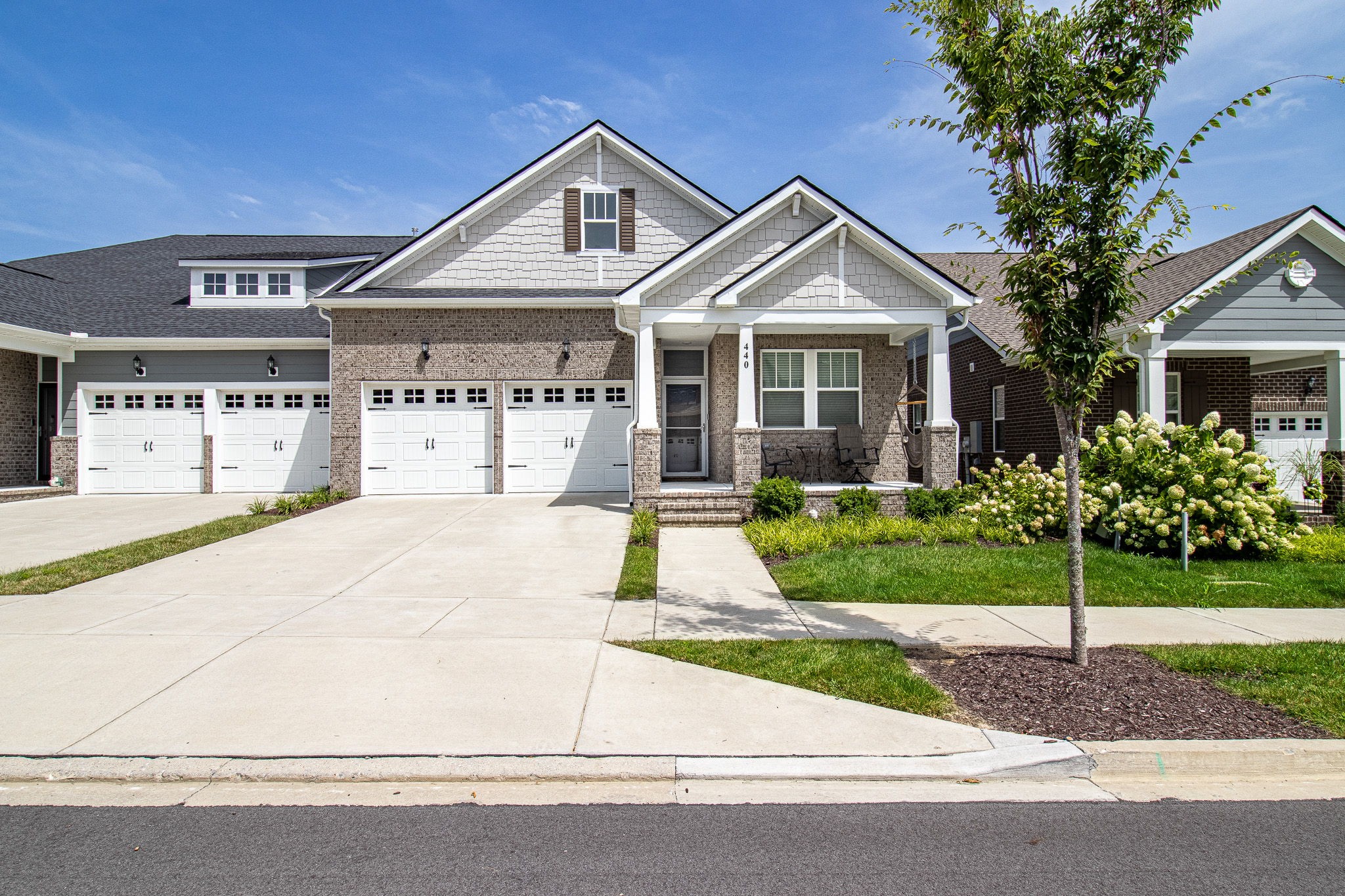 440 Golden Meadow Ln Property Photo 1