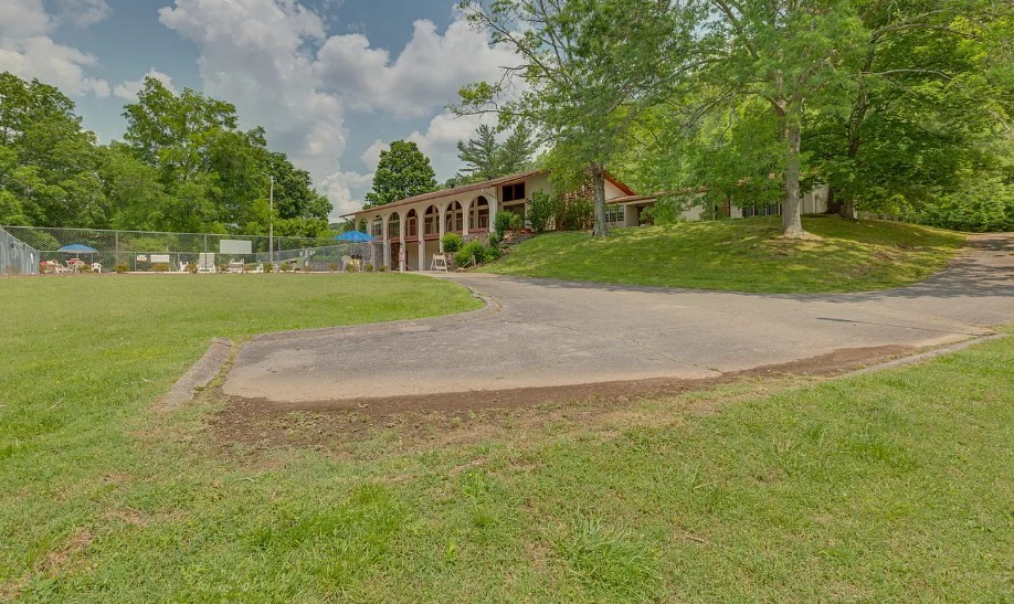 210 Old Hickory Blvd Property Photo 40
