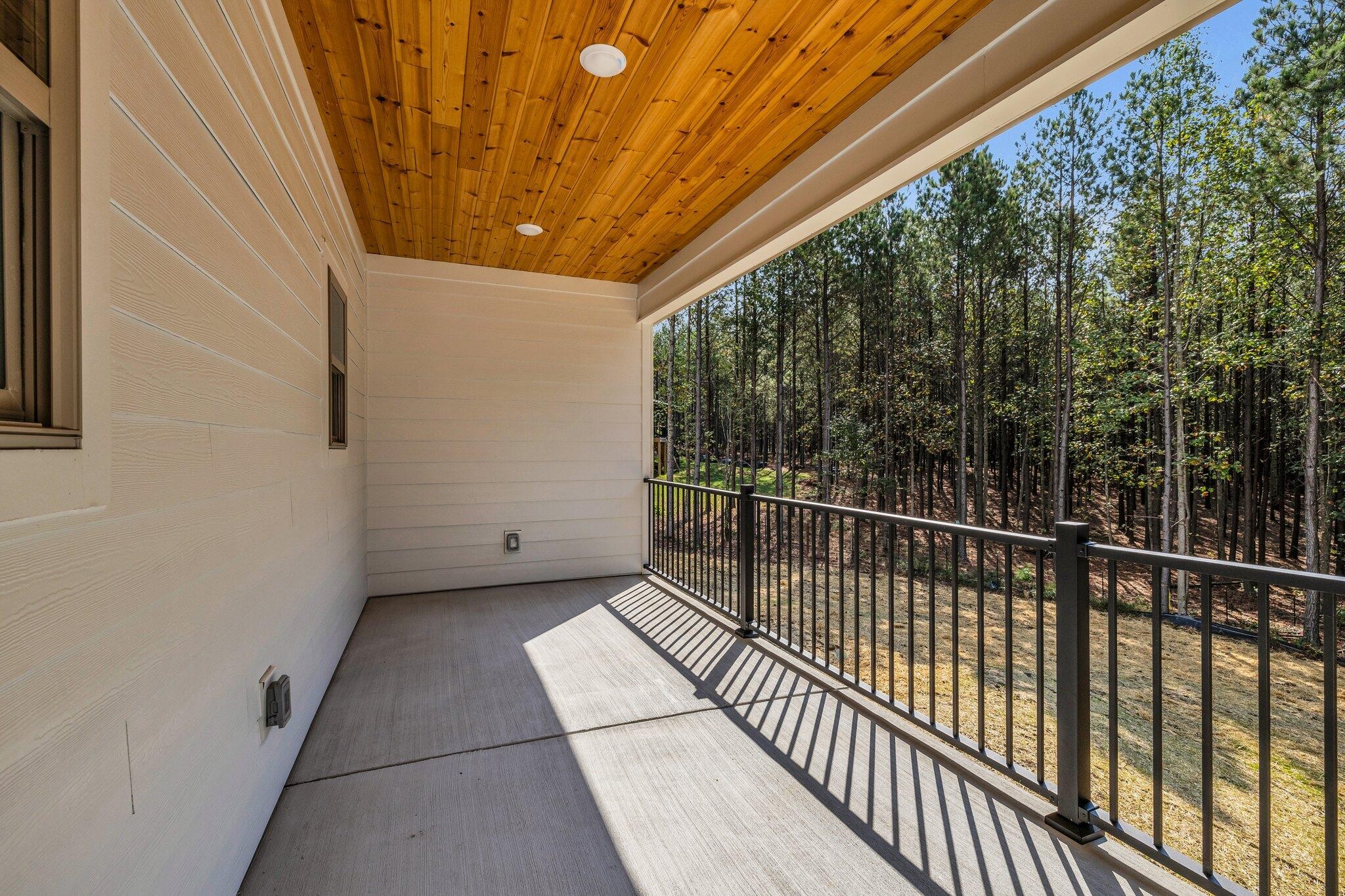 405 Boone Pass Property Photo 5